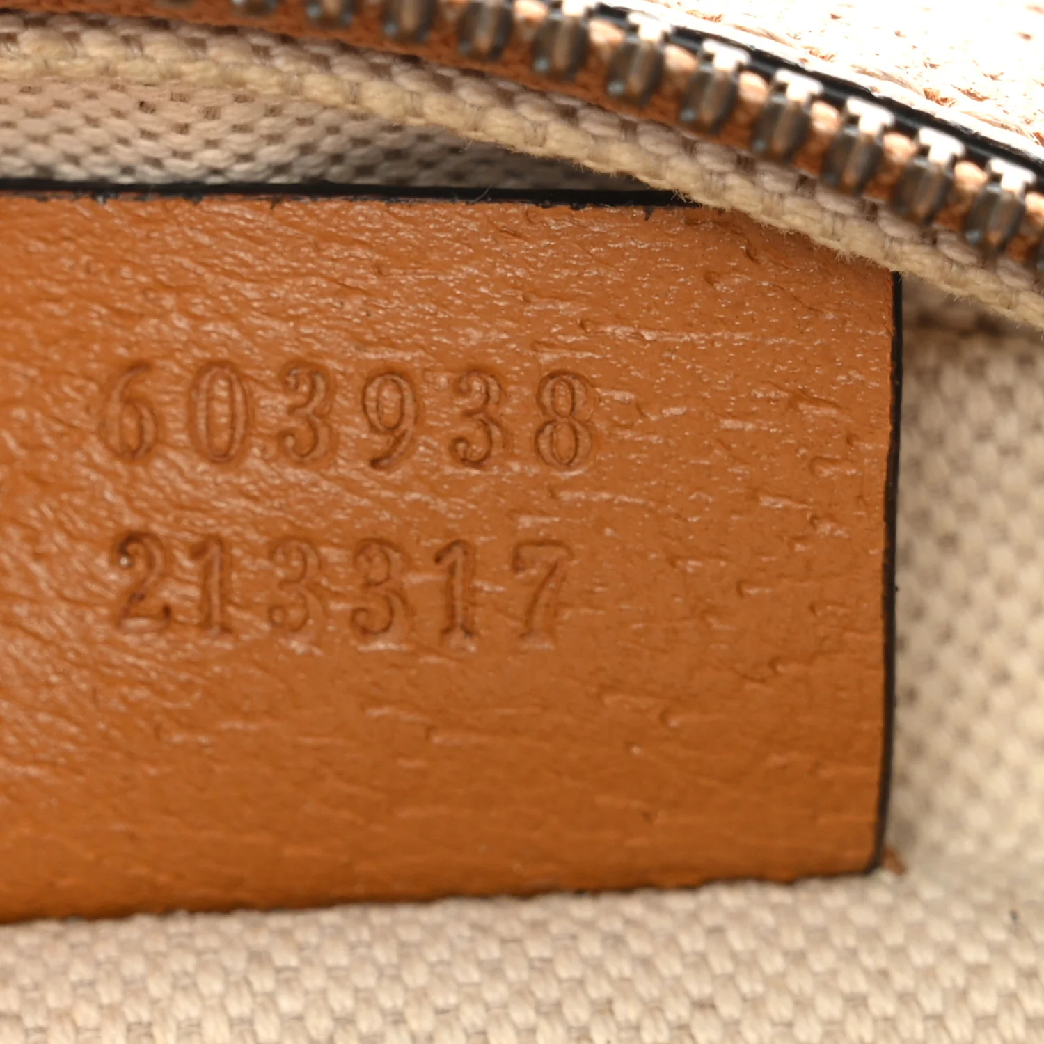 X DISNEY Mini Vintage GG Supreme Monogram Mickey Mouse Round Shoulder Bag Beige Vintage Sun Oil - Image 7
