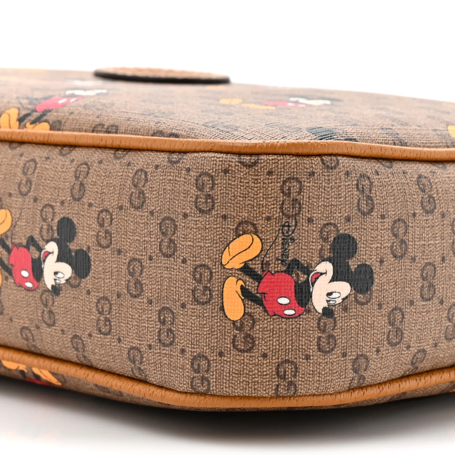 X DISNEY Mini Vintage GG Supreme Monogram Mickey Mouse Small Belt Bag 90 36 Beige Vintage Sun Oil - Image 9