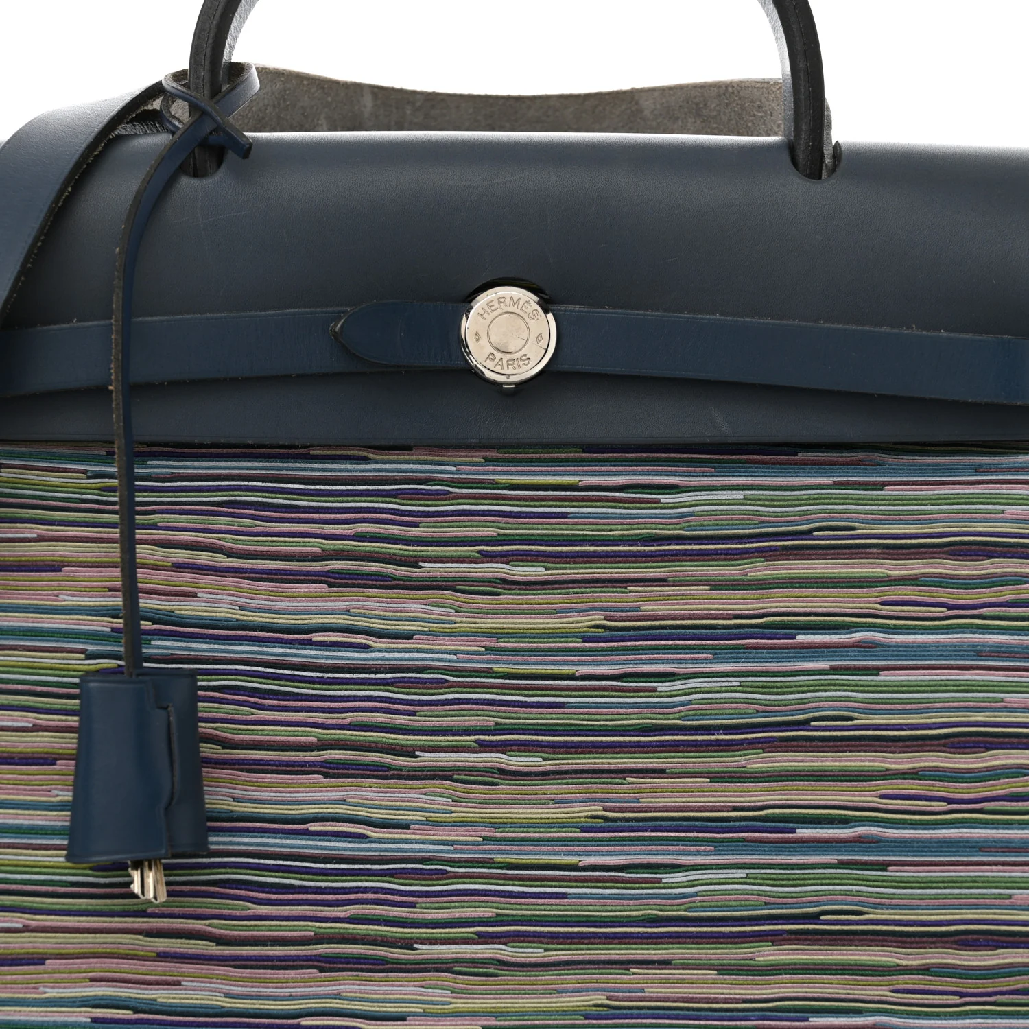 Barenia Vibrato Herbag 30 PM Indigo - Image 8