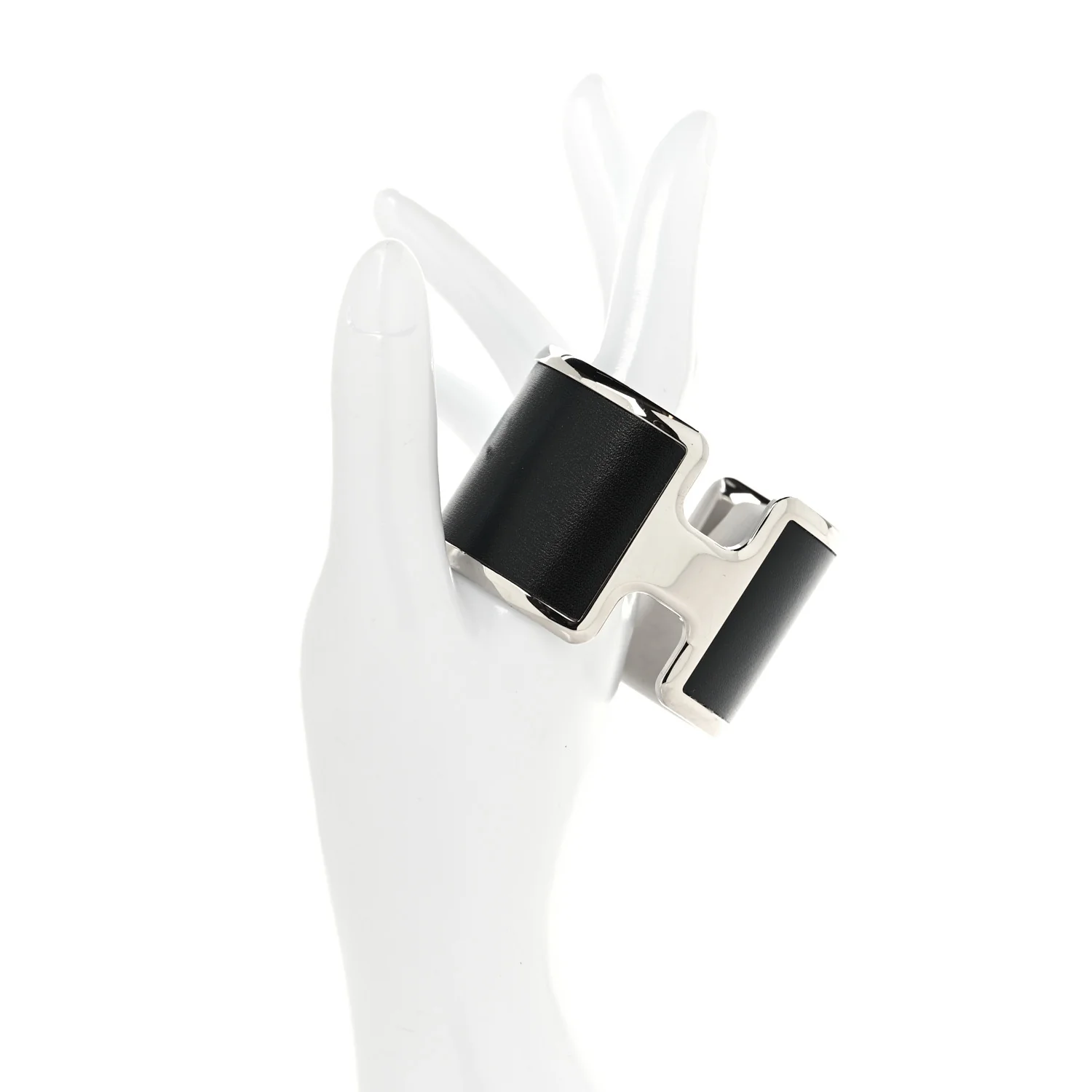 Box Olympe Cuff Bracelet Black - Image 2