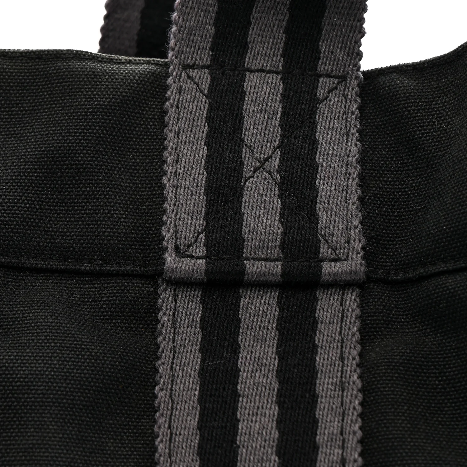 Canvas Herline MM Tote Black - Image 10