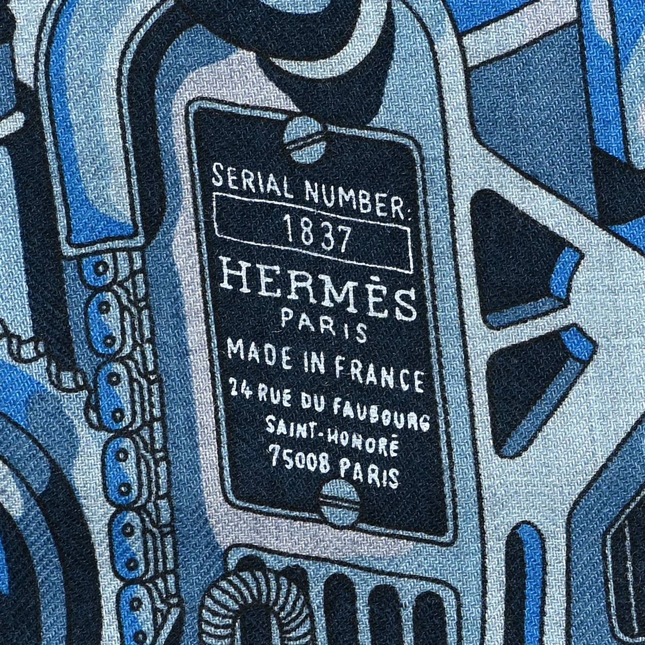 Cashmere Silk 600 Chevaux Rectangle Scarf Marine Gris Chine - Image 4