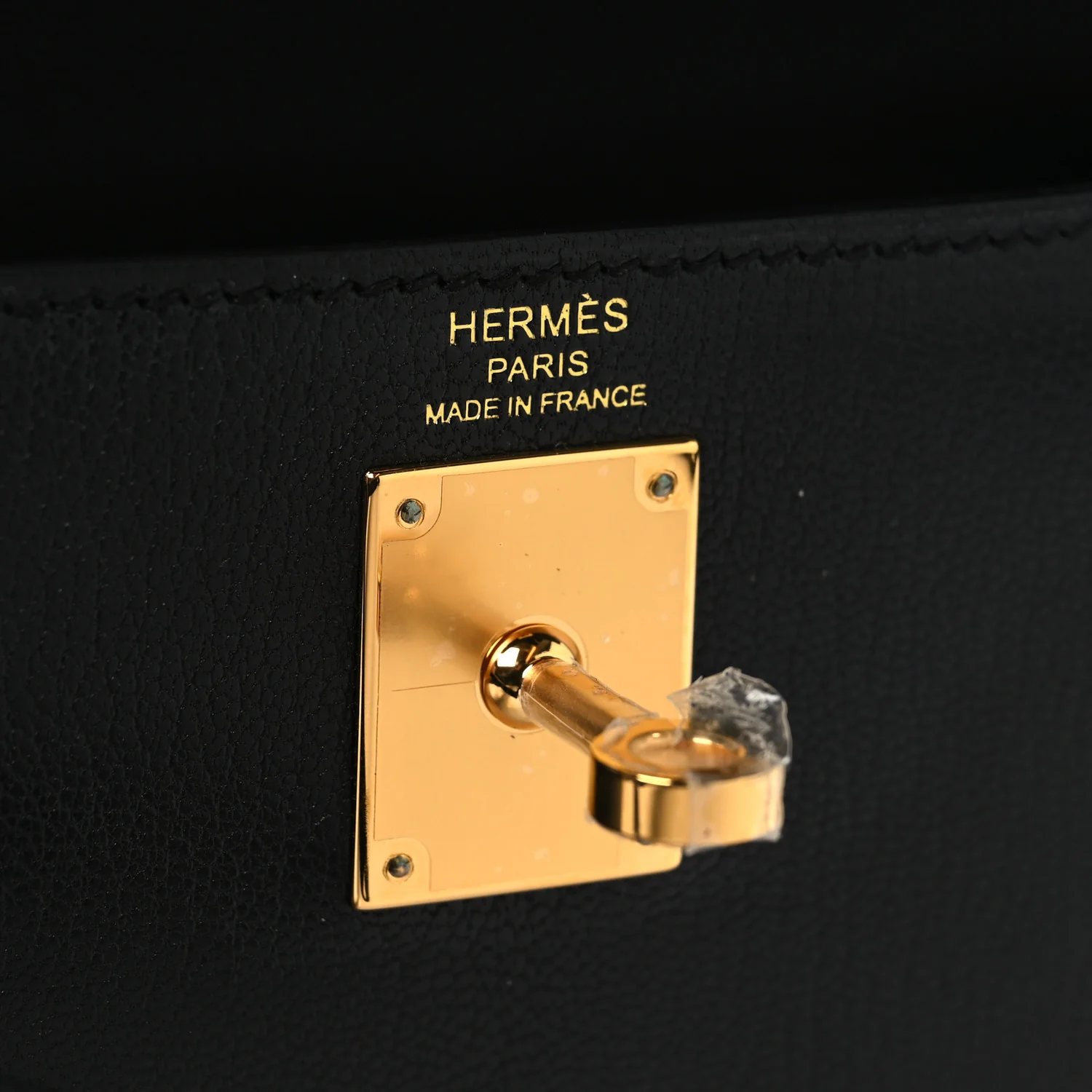 Chevre Chamkila Kelly Elan Black - Image 6