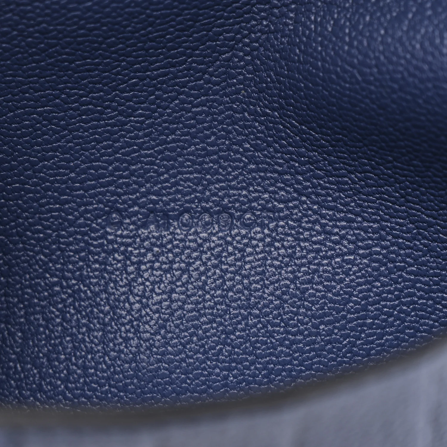 Chevre Mysore Medium Kelly Wallet Bleu Agate - Image 7