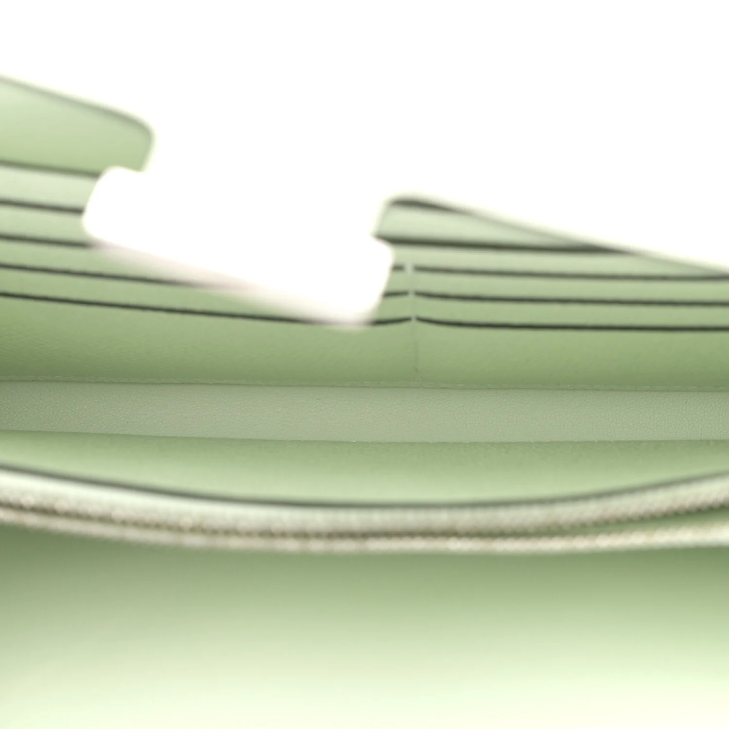 Epsom Constance Long To Go Wallet Vert Fizz - Image 5