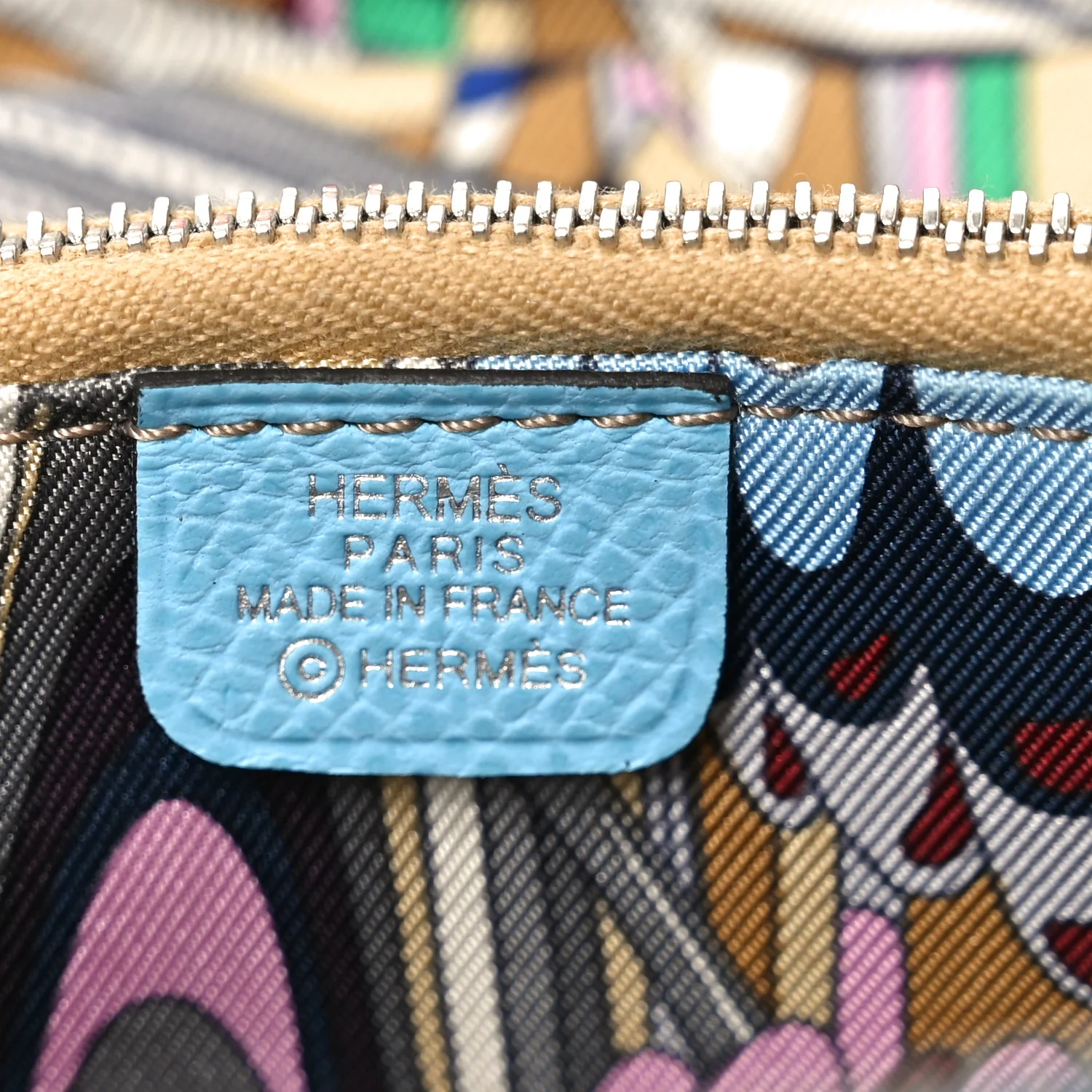 Epsom Silk'In Compact Wallet Celeste - Image 6