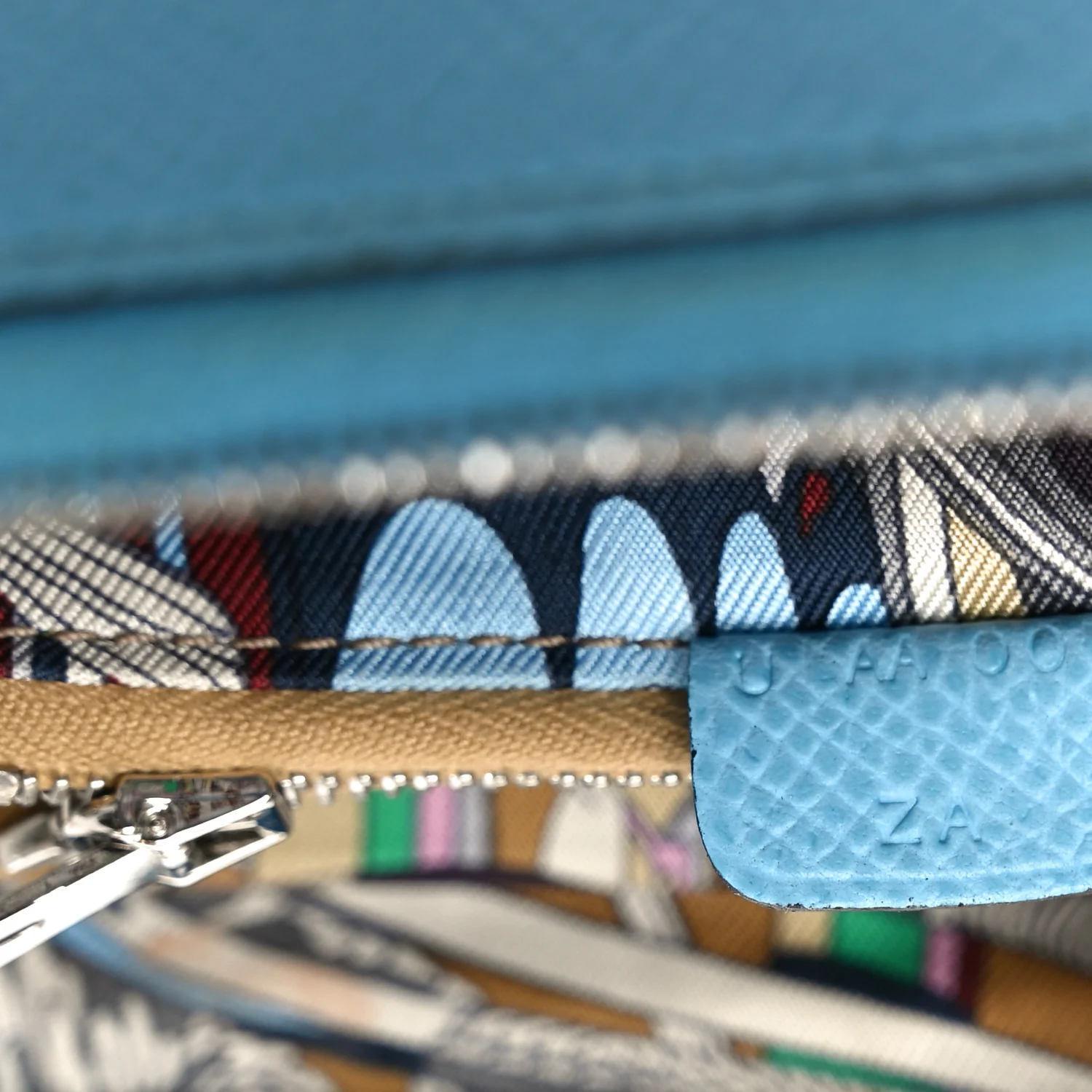 Epsom Silk'In Compact Wallet Celeste - Image 7