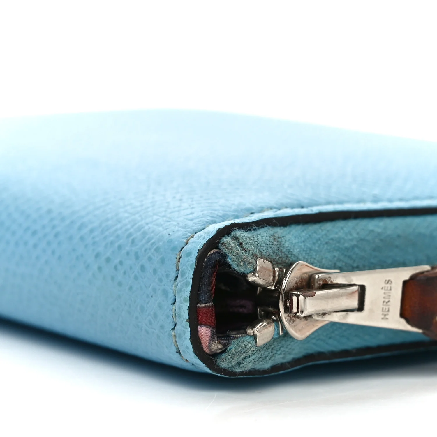 Epsom Silk'In Compact Wallet Celeste - Image 9