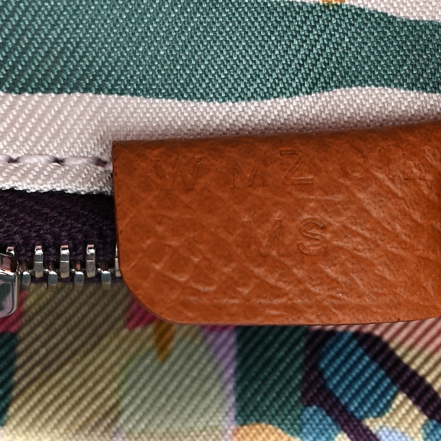 Epsom Silk'In Compact Wallet Gold Cassis Vert Fizz - Image 7