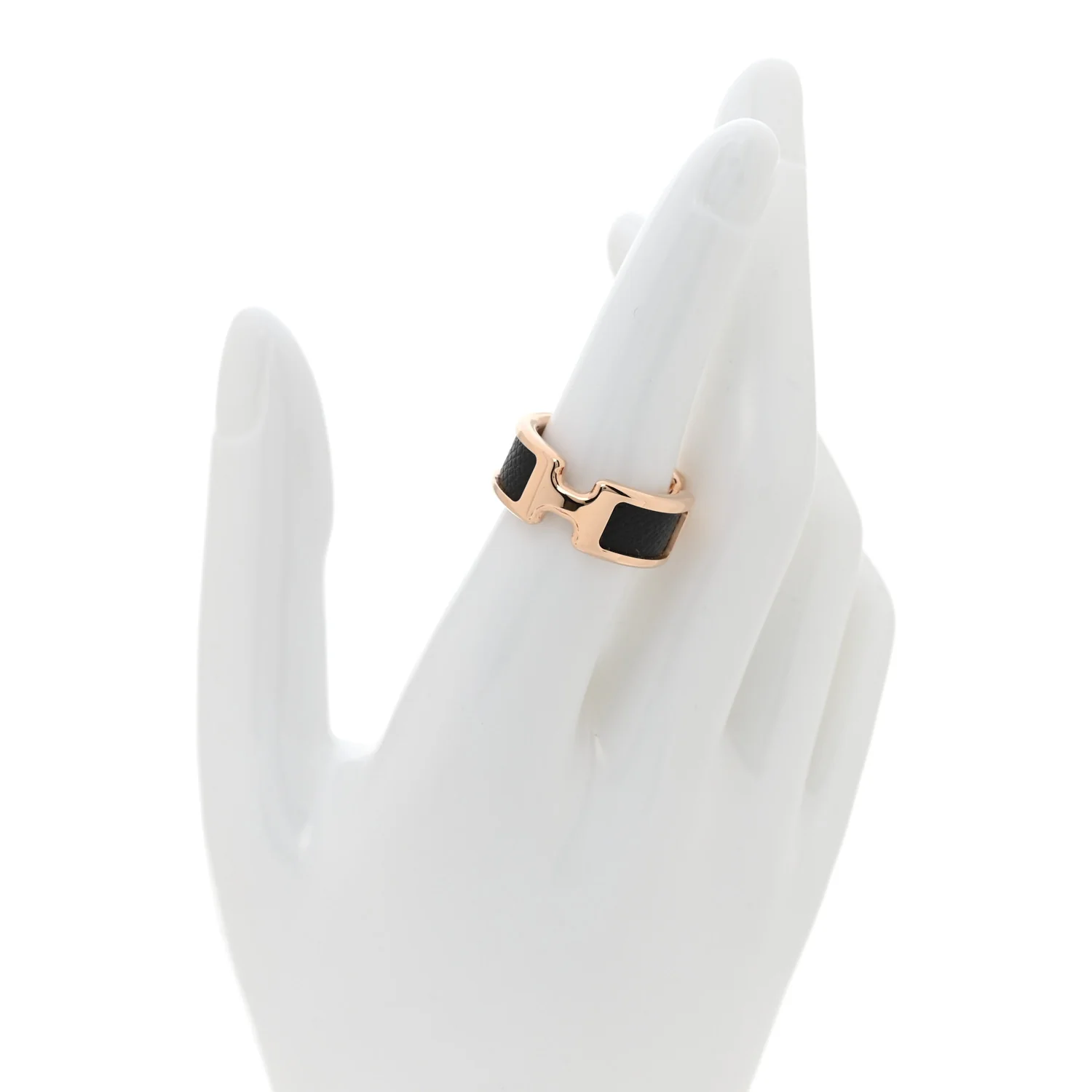 Madame Calfskin Olympe Ring M Black - Image 2
