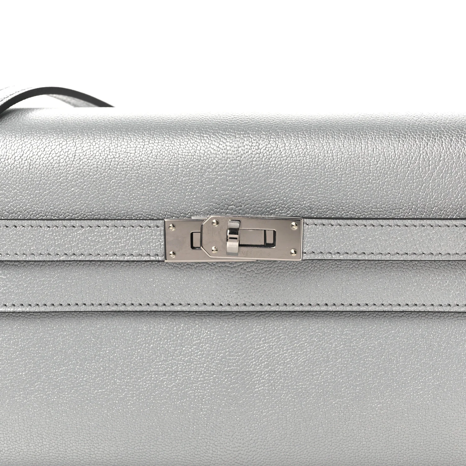Metallic Chevre Chamkilight Kelly Wallet To Go Argent - Image 8