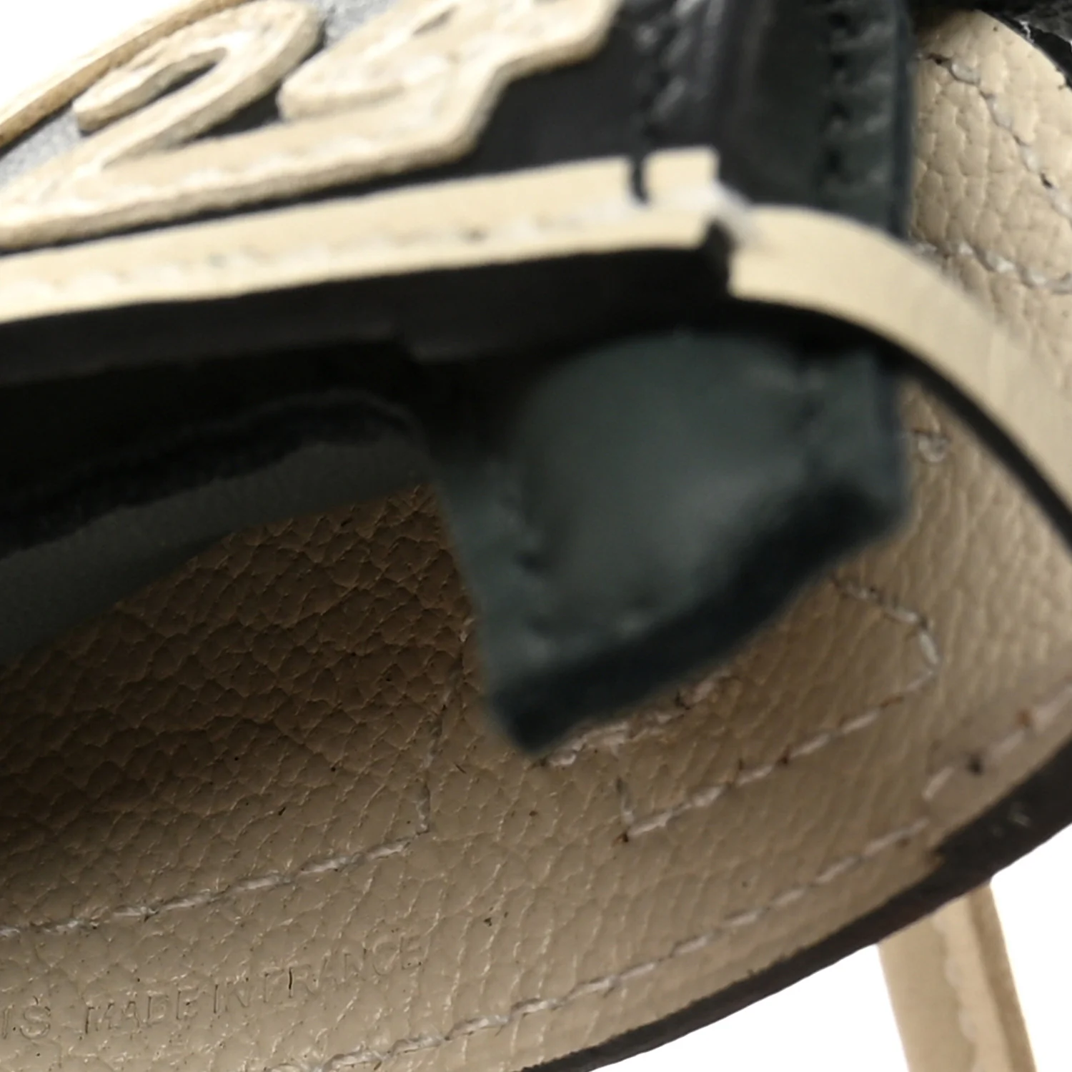Milo Lambskin Grigri Rodeo Robeo Ceur Bag 24 Charm PM Vert Mangrove Black Craie - Image 3