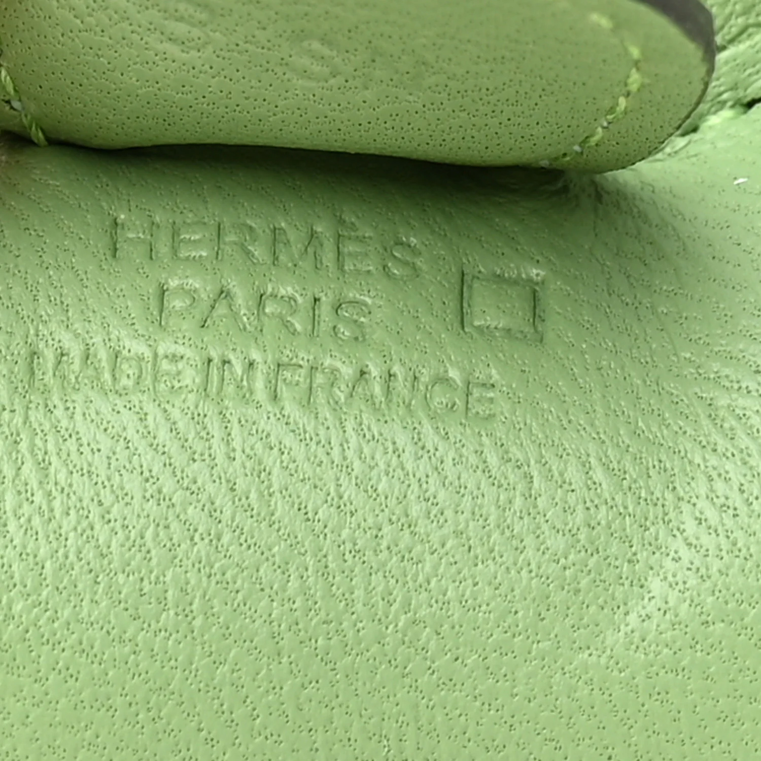 Milo Lambskin Matte Alligator Touch Grigri Rodeo Horse Bag Charm PM Vert Criquet Vert D'eau - Image 4