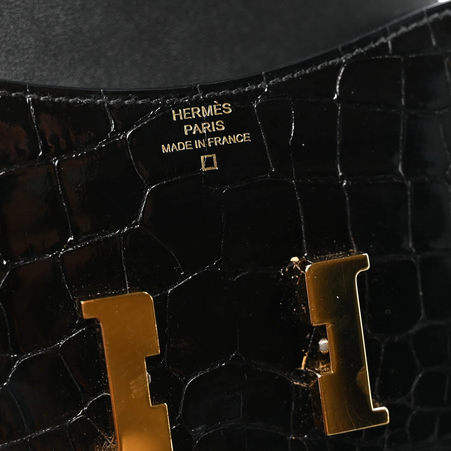 Shiny Alligator Constance Slim Wallet Black - Image 7