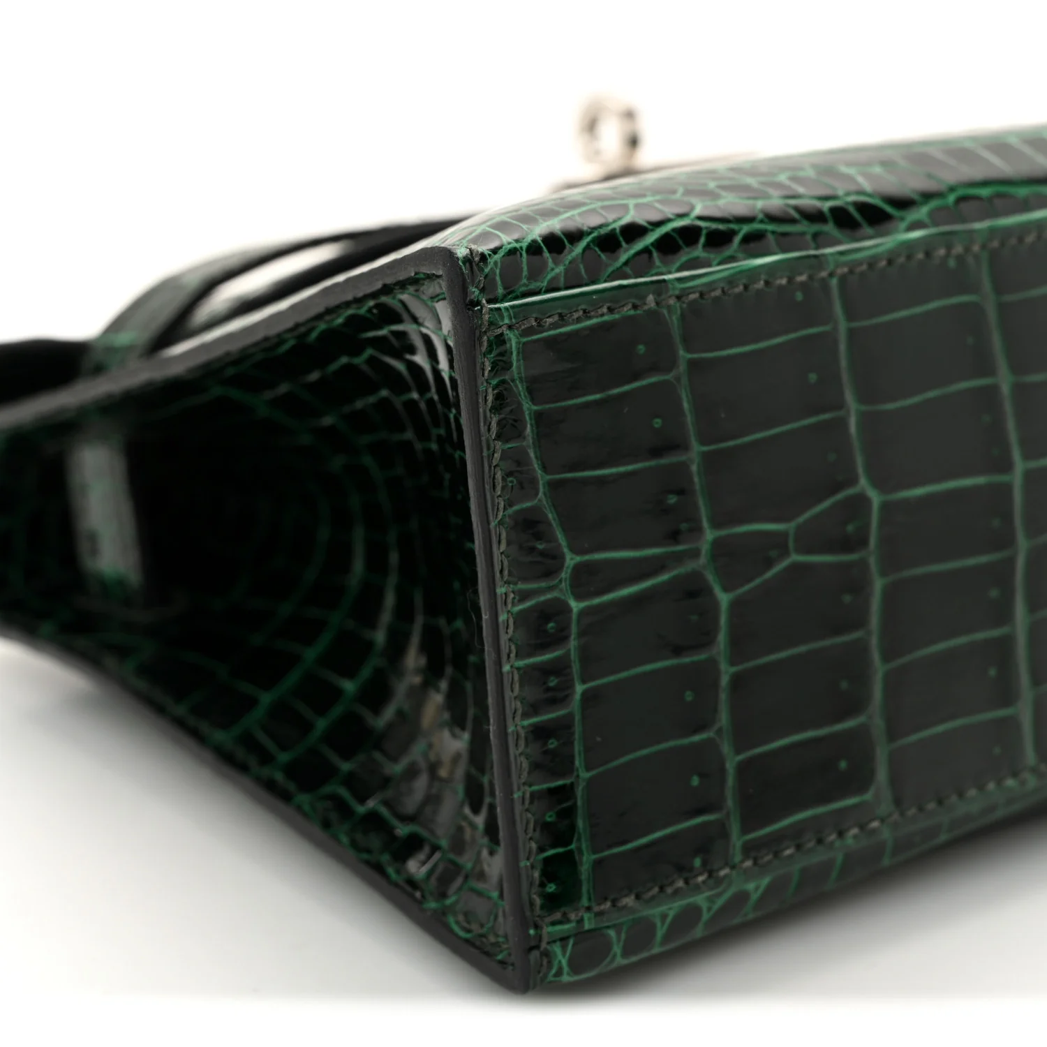Shiny Porosus Crocodile Kelly Pochette Vert Cypress - Image 19