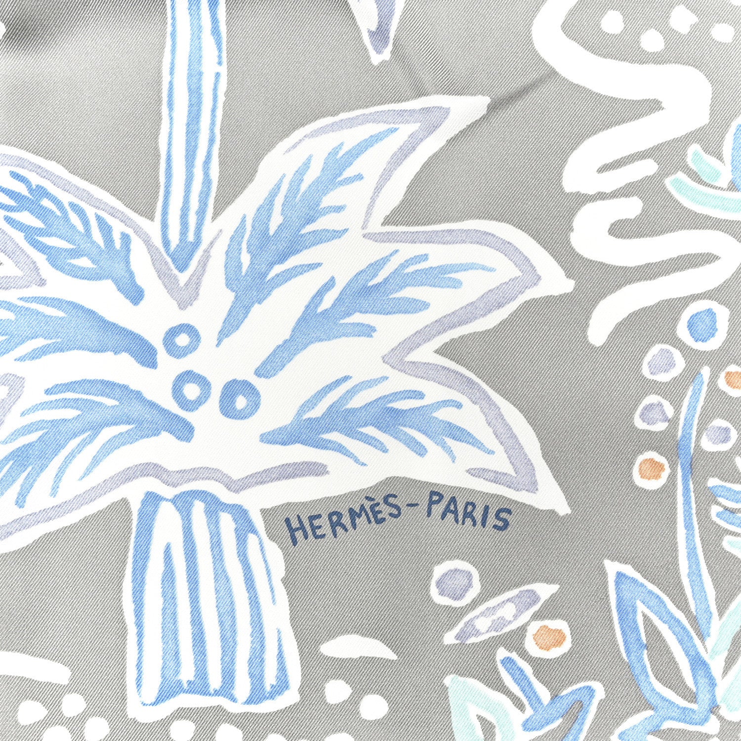 Silk Isola Di Primavera Scarf 90 Gris Clair Bleu Paradis - Image 2