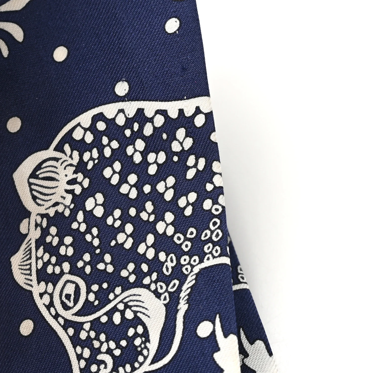 Silk Les Leopards Twilly Marine White - Image 5
