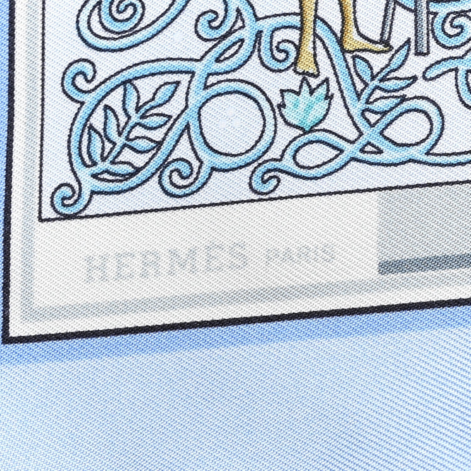 Silk www.hermes.com Scarf 45 - Image 2