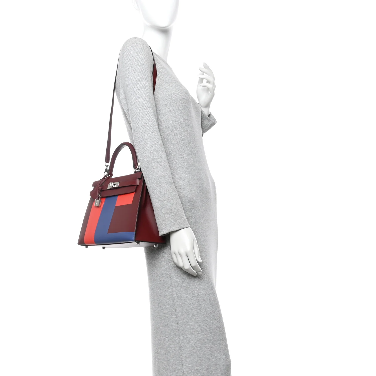 Tadelakt Taurillon Clemence Epsom Kellygraphie Lettre E Kelly Sellier 28 Rouge H Capucine Bleu Brighton - Image 2