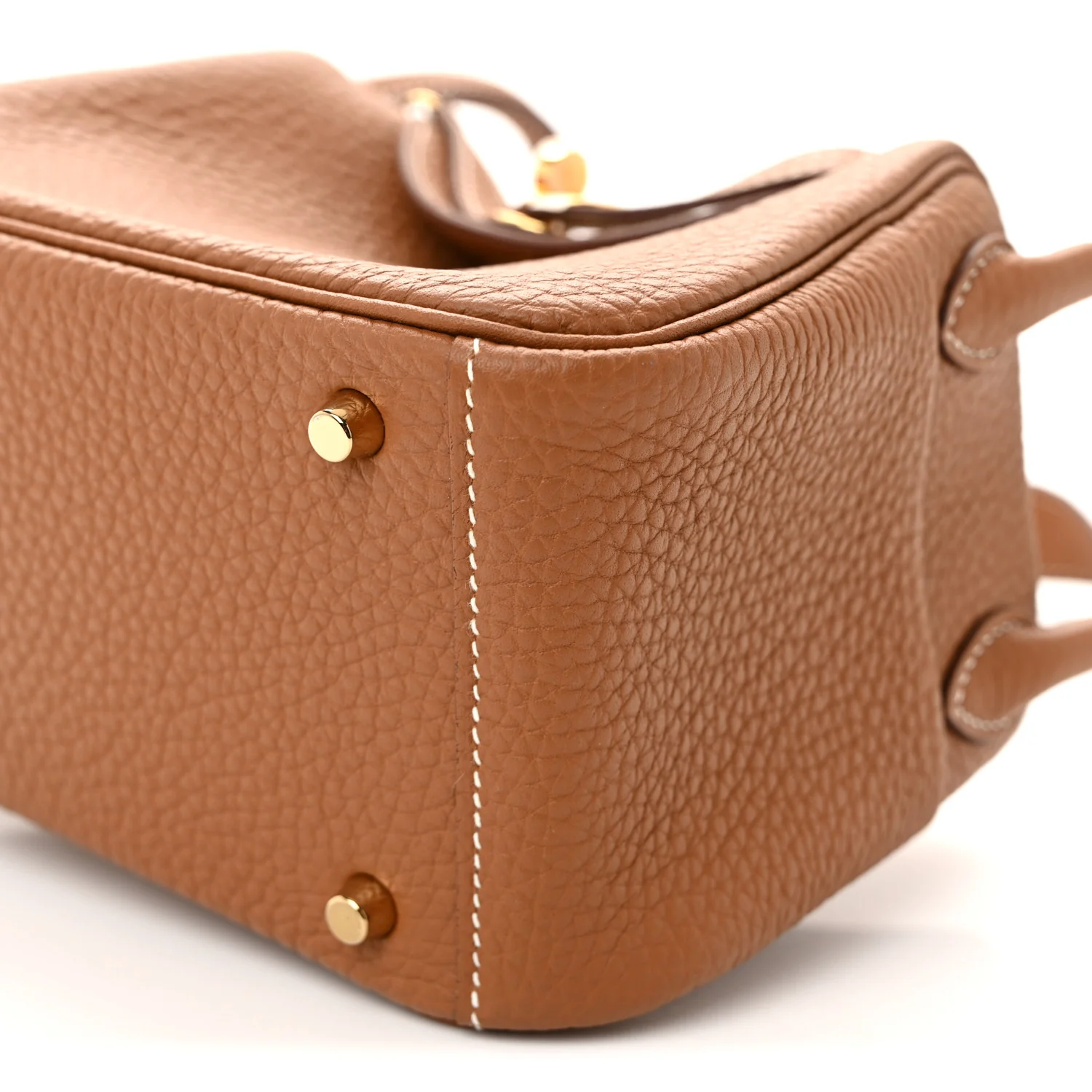 Taurillon Clemence Mini Lindy 20 Gold - Image 10