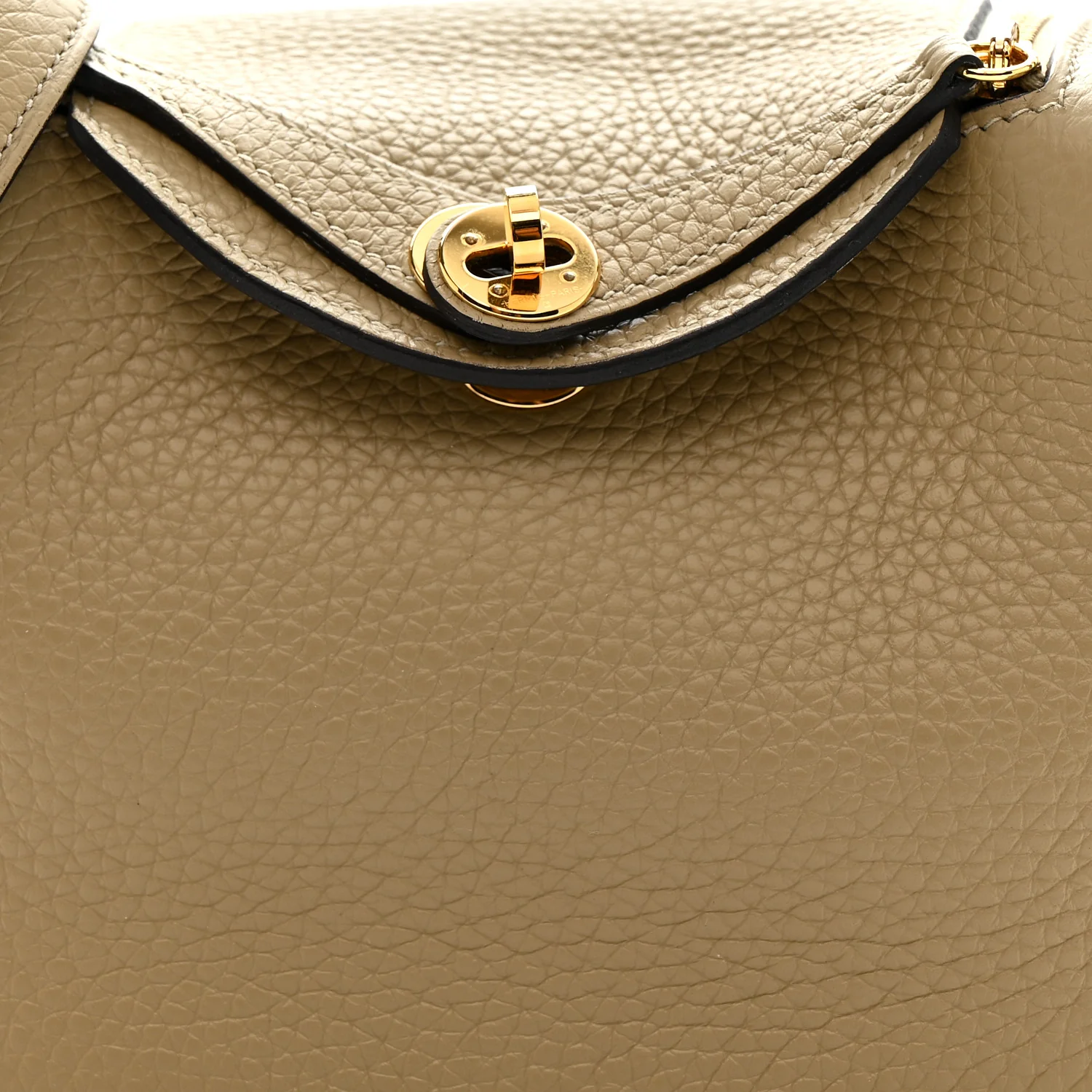 Taurillon Clemence Mini Lindy 20 Trench - Image 8