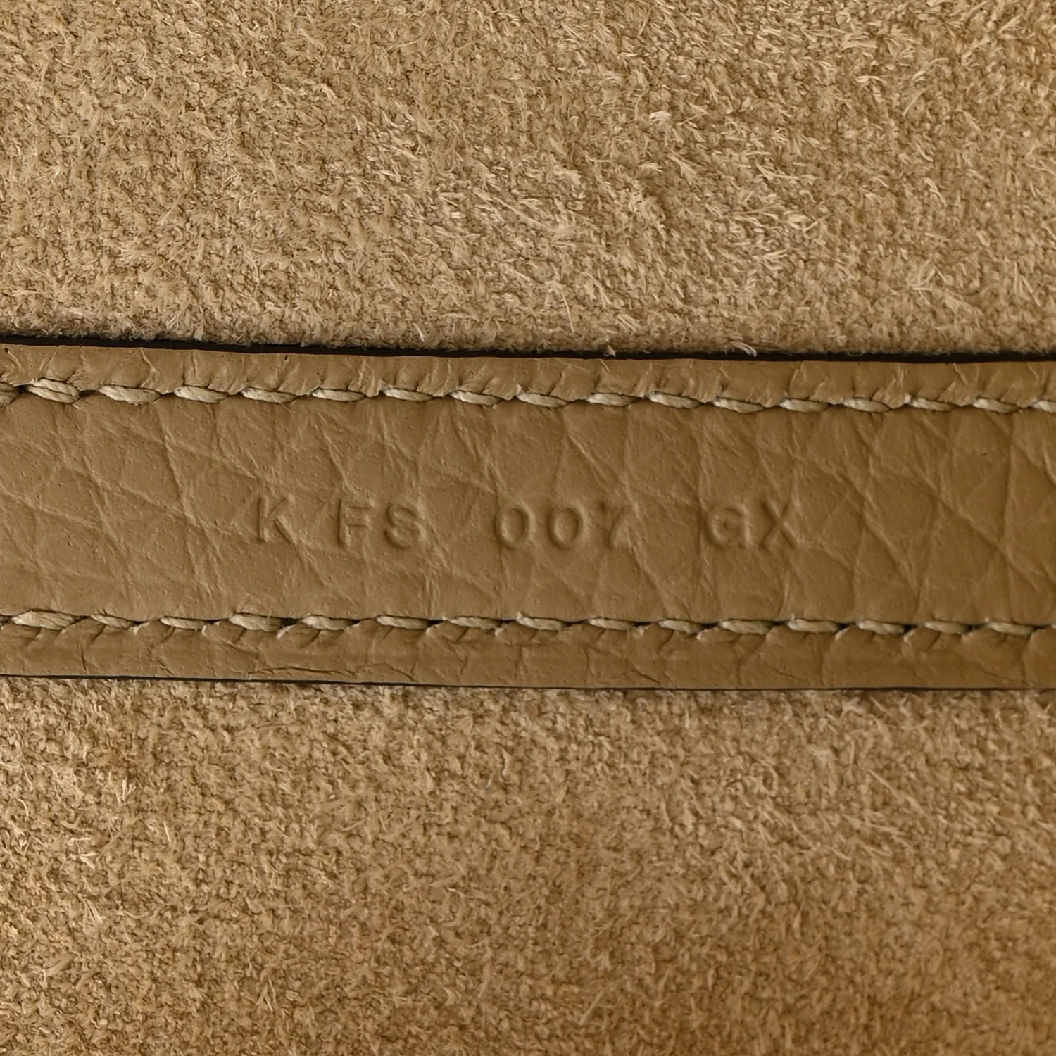 Taurillon Clemence Picotin Lock 22 MM Trench - Image 8