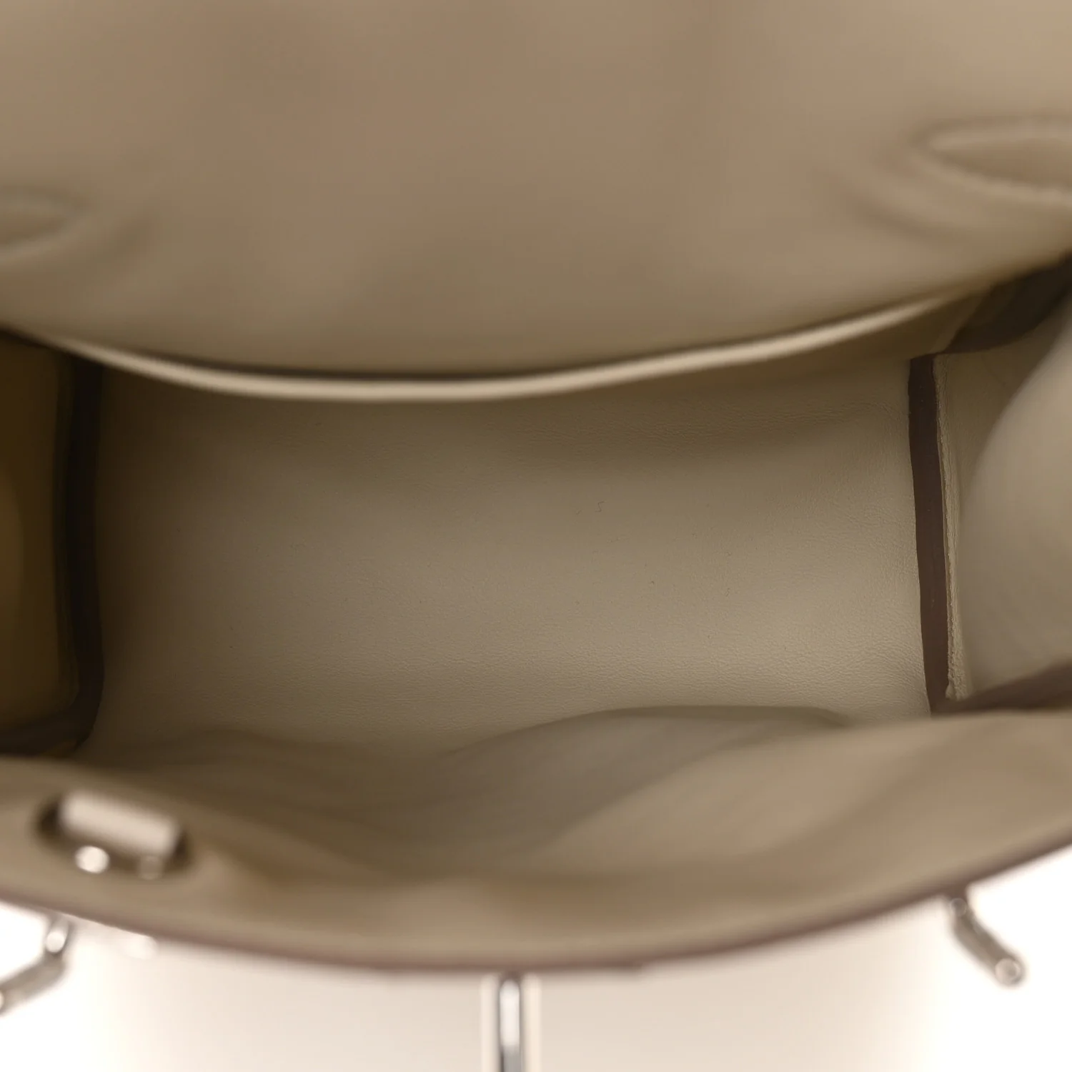 Togo Hac A Dos PM Backpack Craie - Image 5