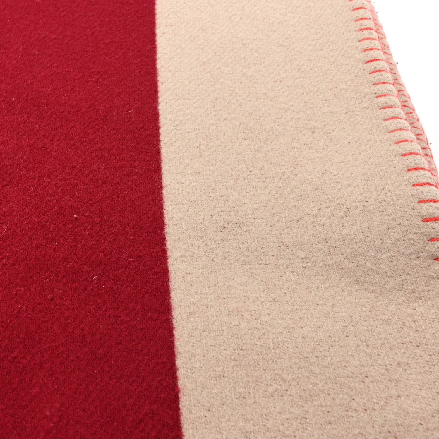 Wool Cashmere Avalon Vibration Blanket - Image 4
