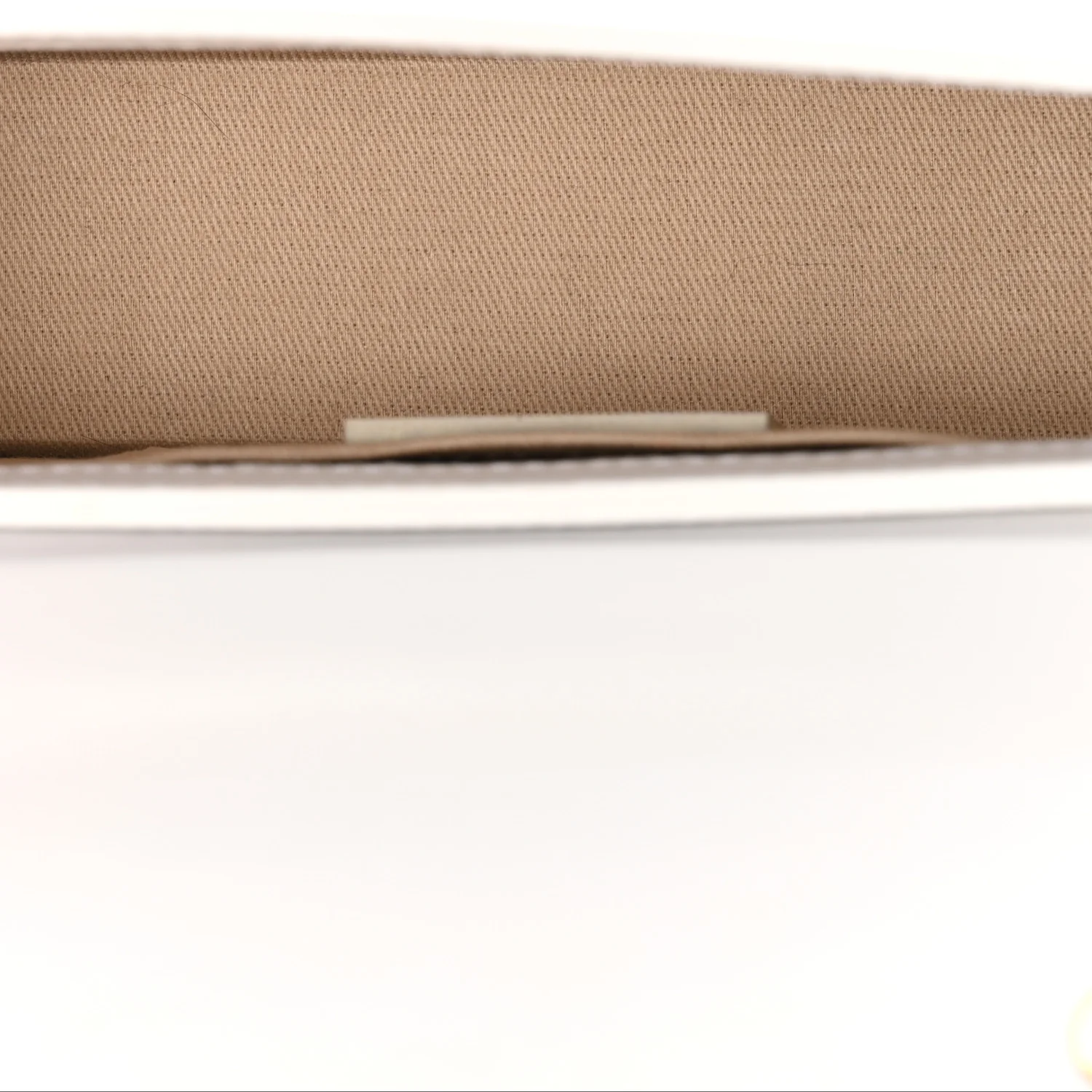 Smooth Calfskin Le Chiquito Long White - Image 5