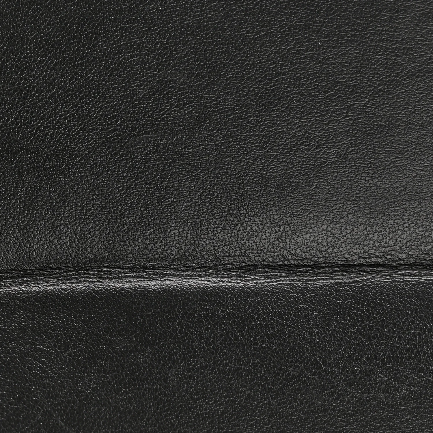 Smooth Calfskin Le Grand Chiquito Black - Image 11
