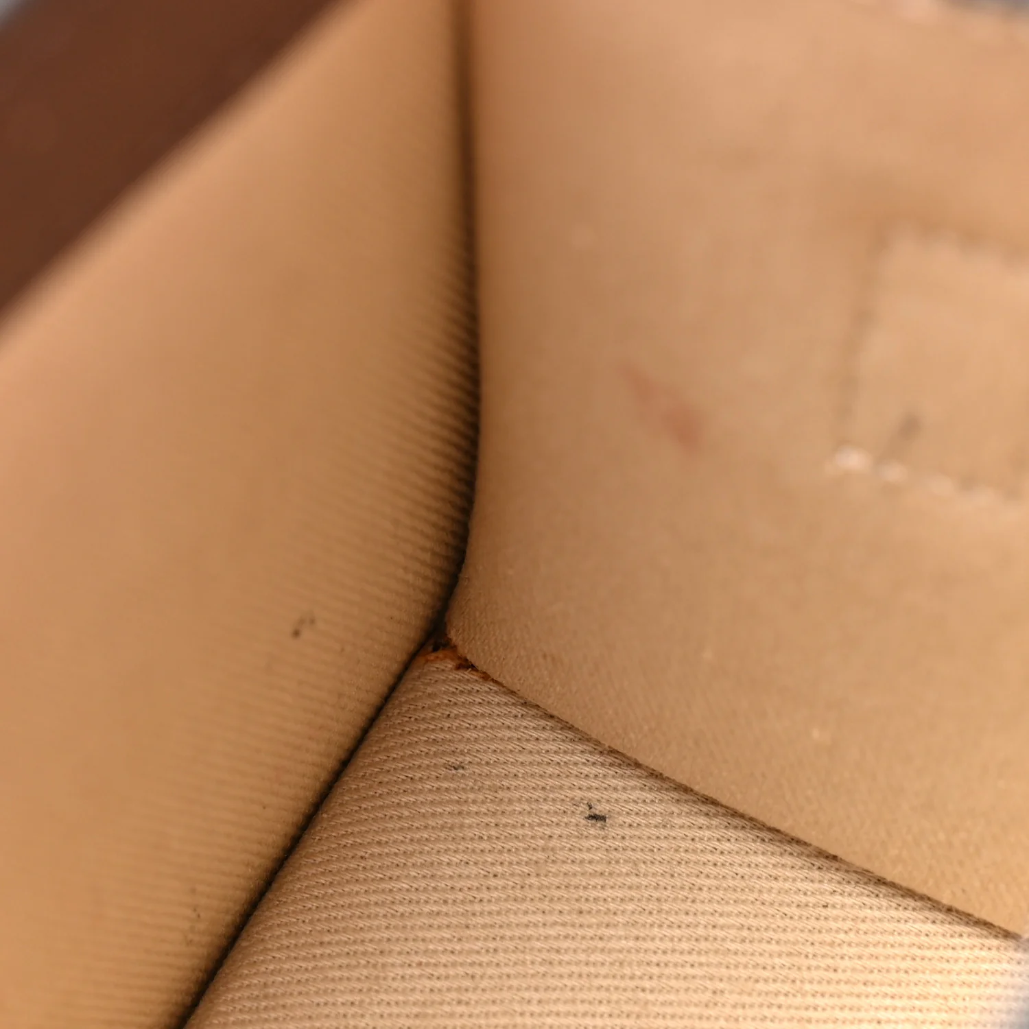 Smooth Calfskin Le Grand Chiquito Dark Brown - Image 19