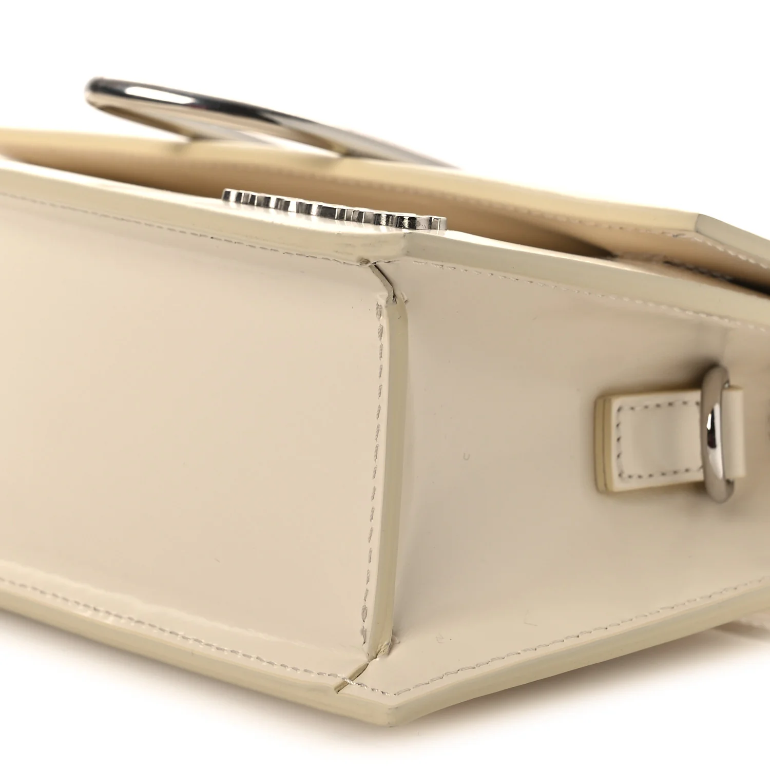 Smooth Calfskin Metal Flap Le Grand Bambino Light Ivory - Image 9