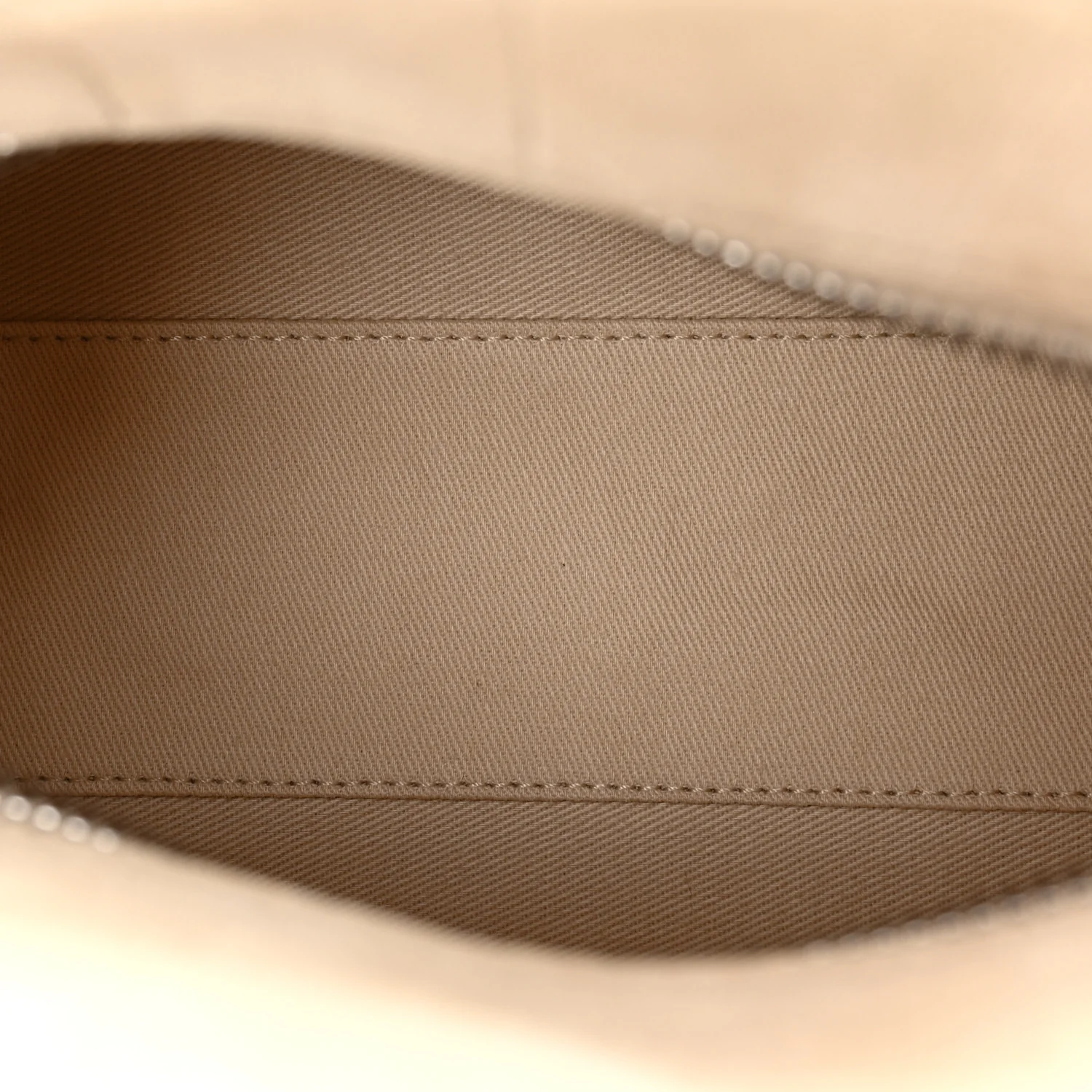 Suede Crocodile Embossed Le Petit Turismo Ivory - Image 5