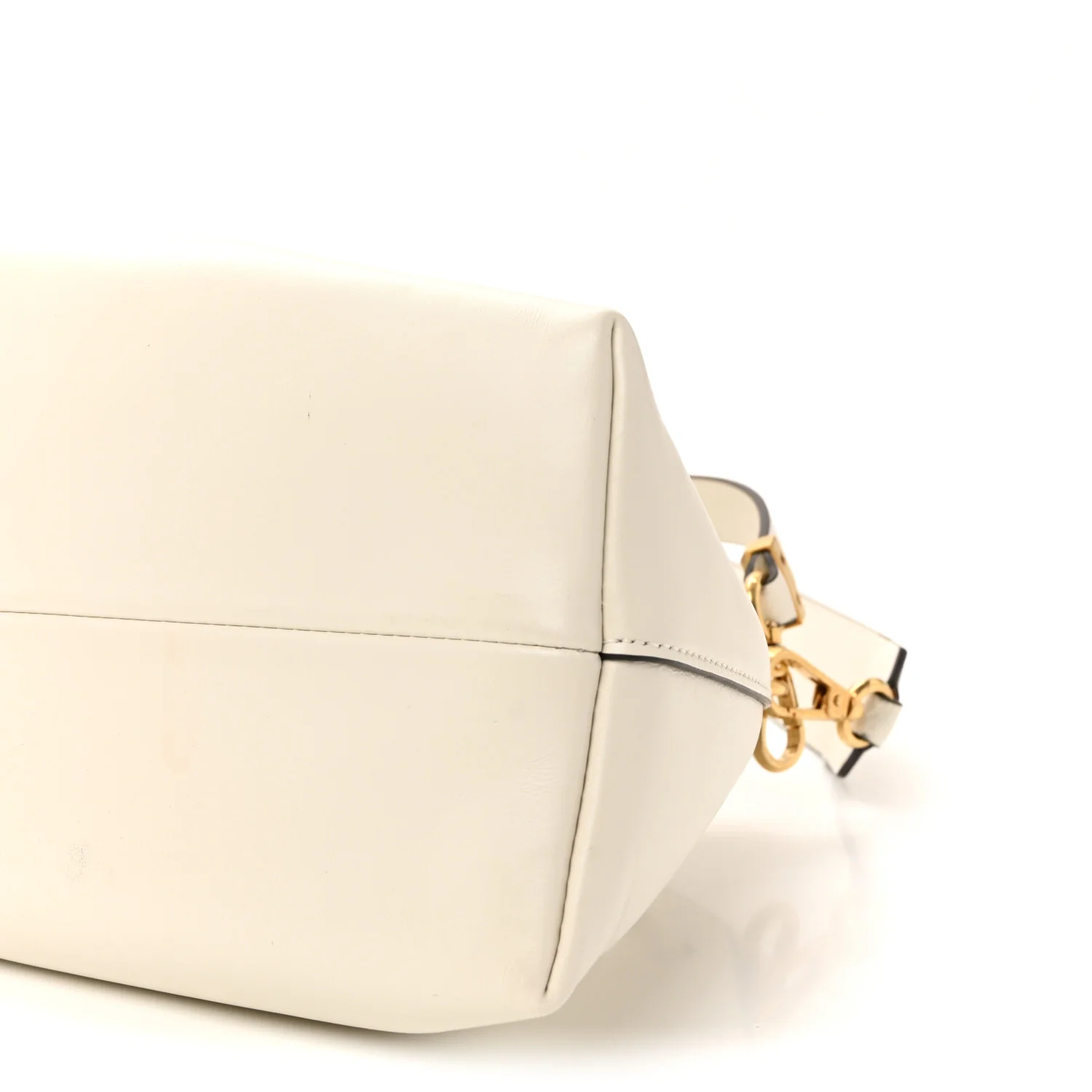Smooth Shiny Calfskin Medium Cinch M Bucket Bag Latte - Image 9