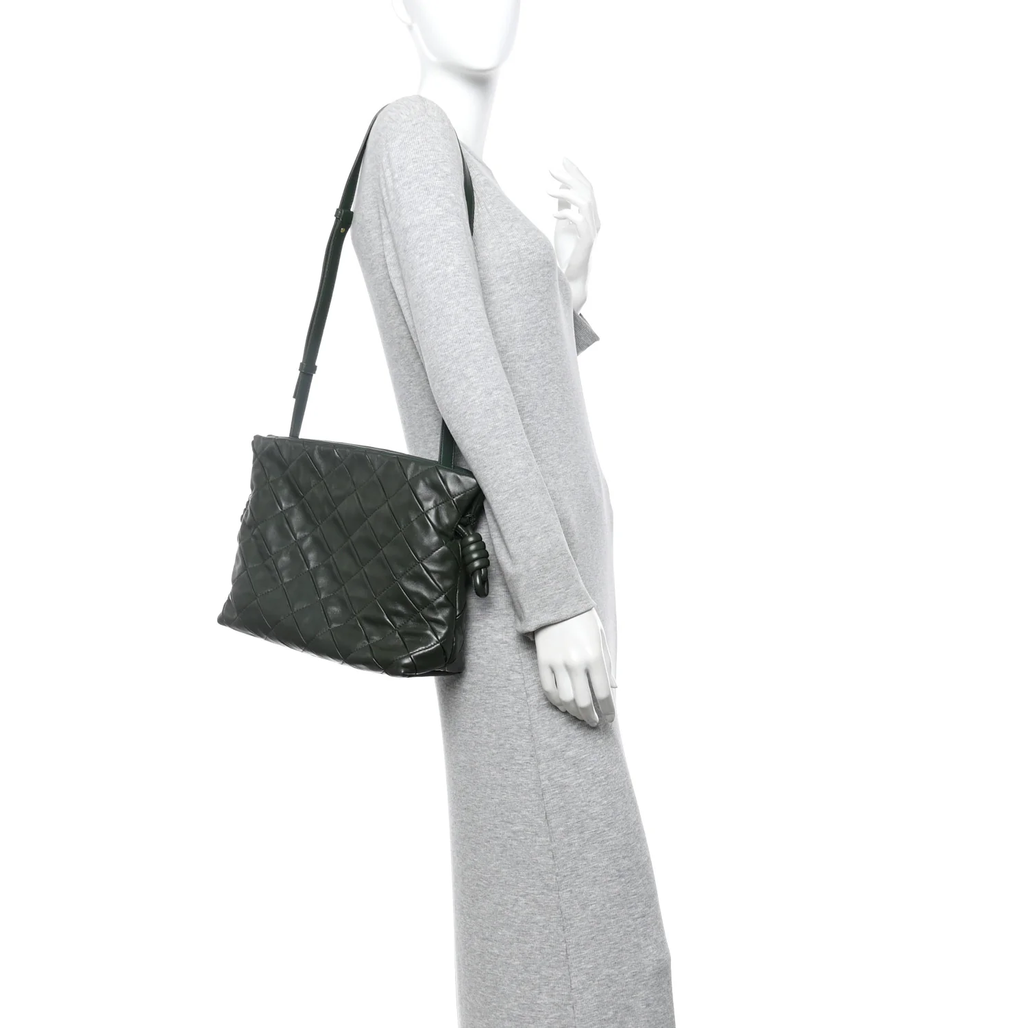 Calfskin Quilted Flamenco Knot Clutch Verde - Image 2