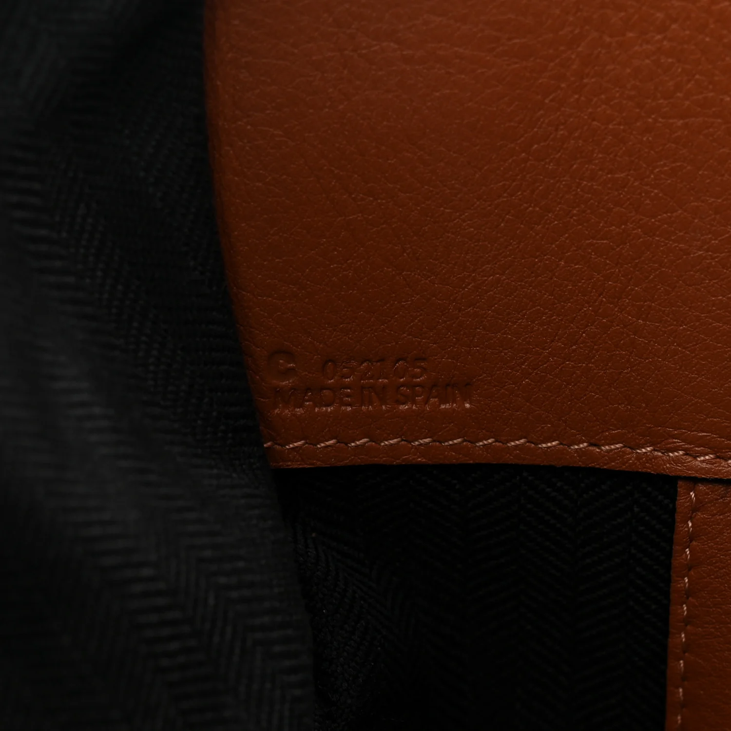 Calfskin Small Hammock Shoulder Bag Tan - Image 12