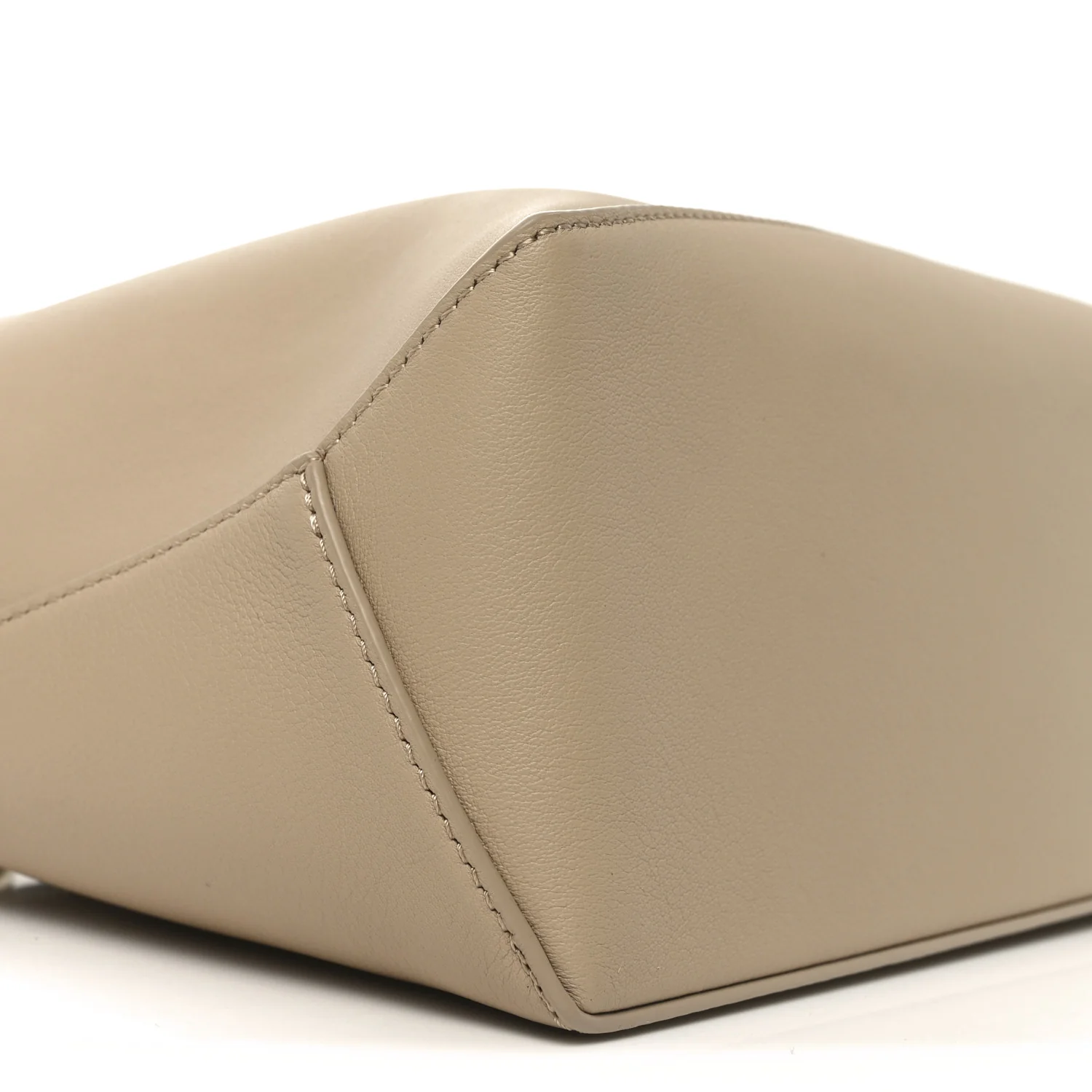 Classic Calfskin Small Puzzle Edge Bag Soft White Paper Craft - Image 8