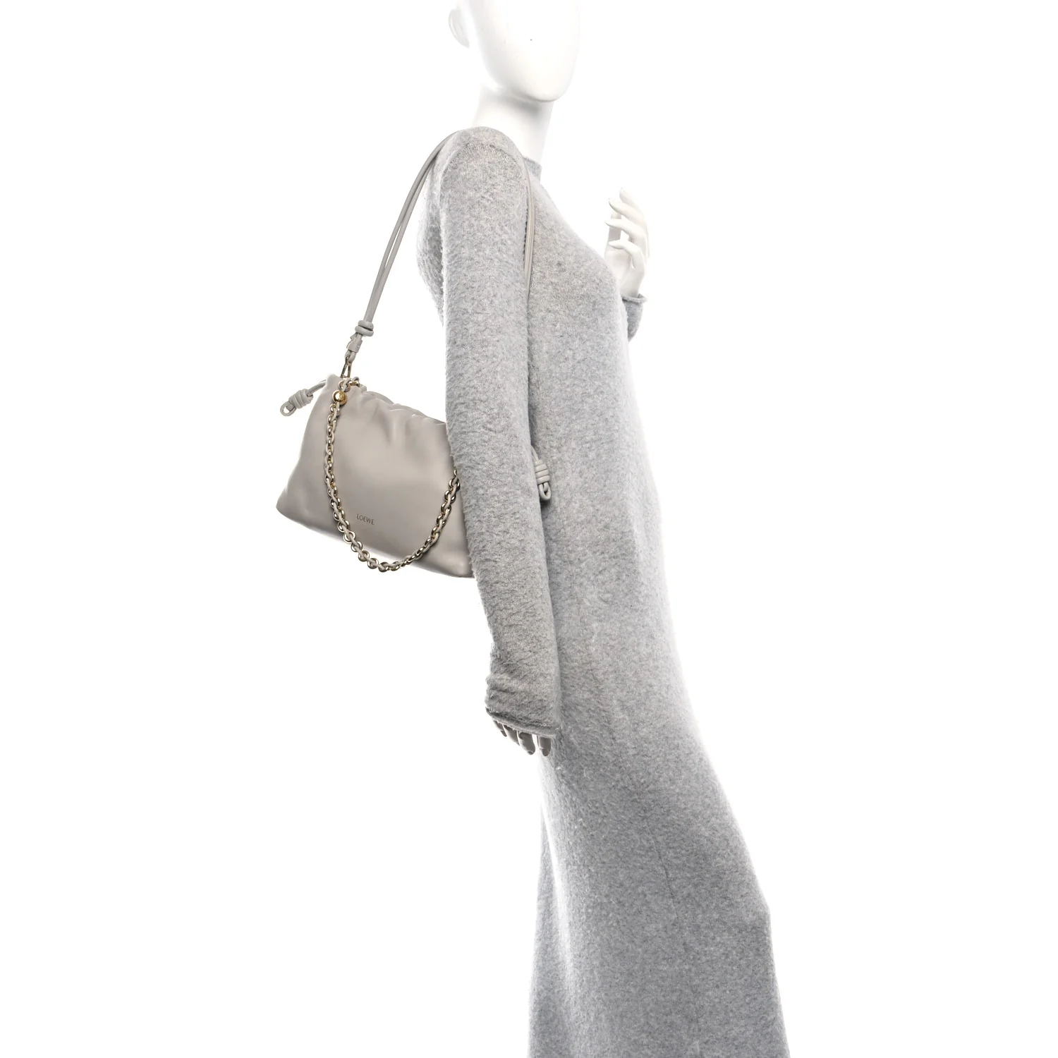 Mellow Nappa Donut Chain Medium Flamenco Knot Clutch Shell Grey - Image 2