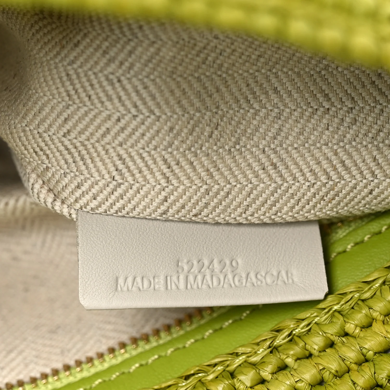 Raffia Calfskin Slit Pochette Bag Green - Image 6
