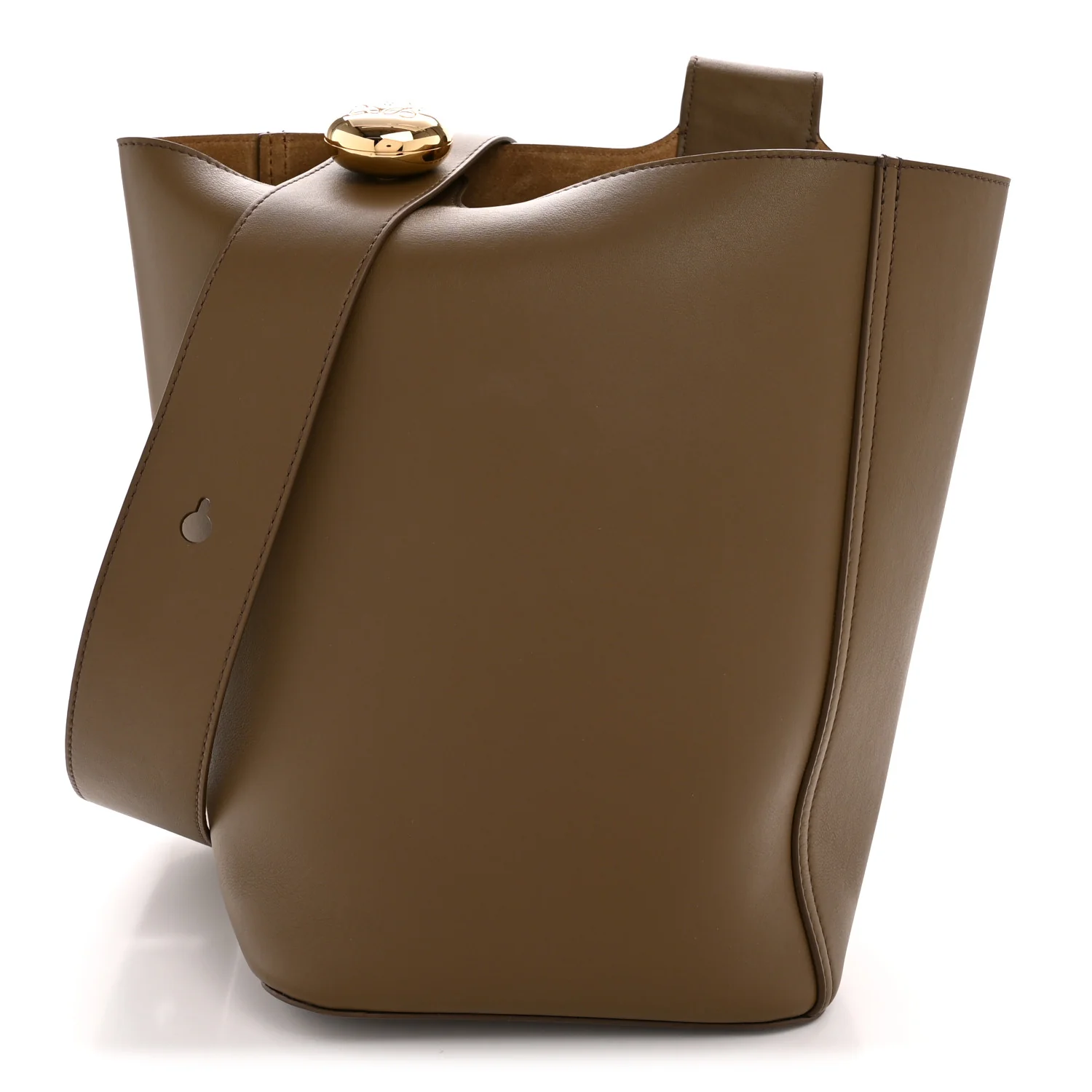 Smooth Calfskin Medium Pebble Bucket Bag Oak