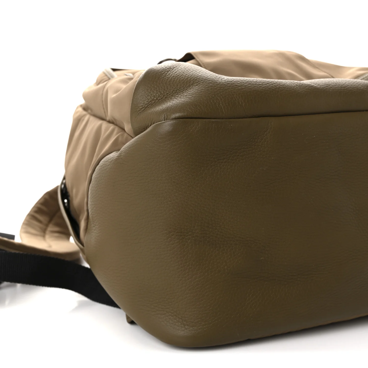 Microfiber Medium Pioneer Backpack  Smoke Tree Salty Capers - Image 8