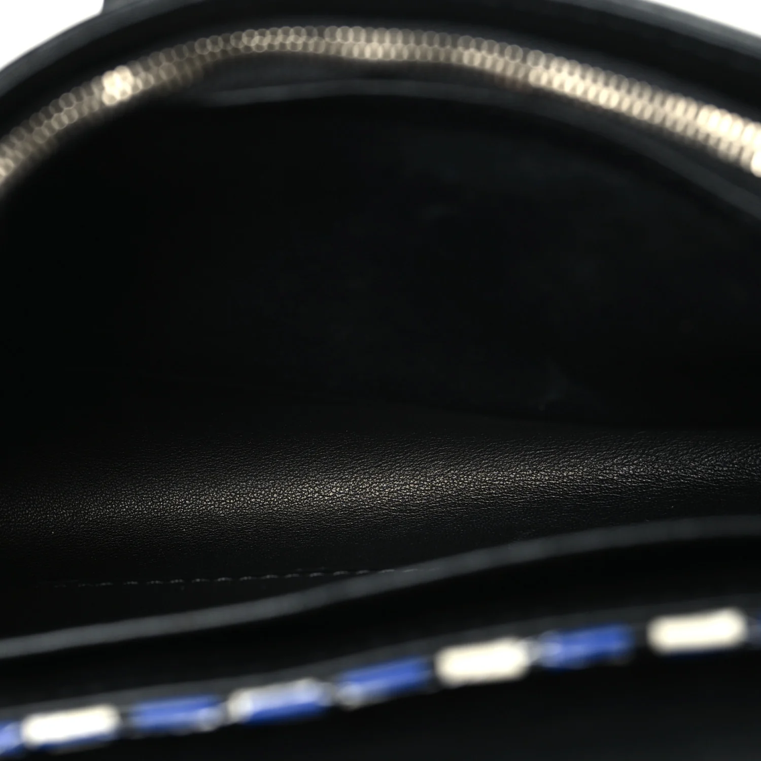 Calfskin Epi Smock Louise MM Chain Clutch Blue White Black - Image 5