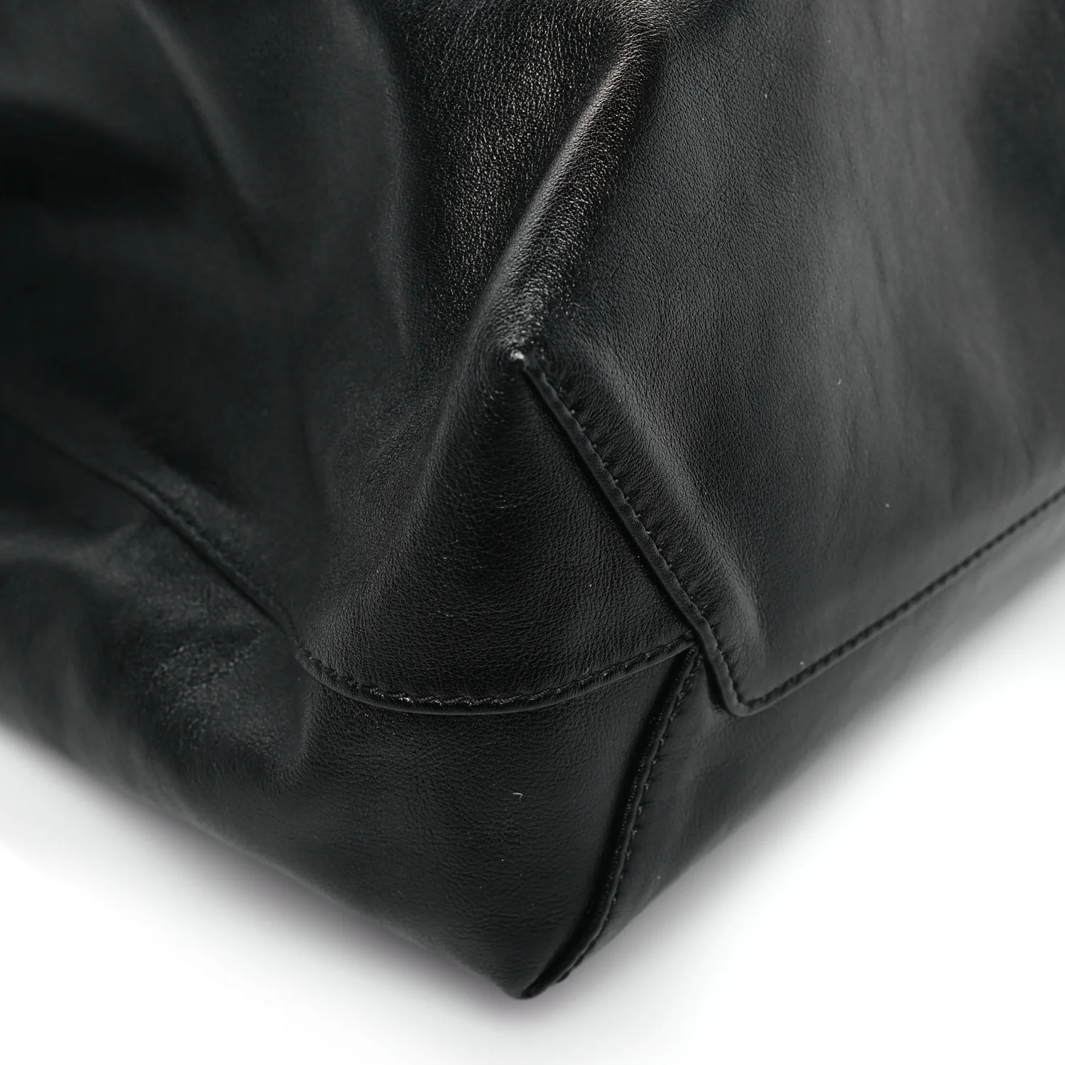 Calfskin Monogram Atlantis Vibe MM Black - Image 9