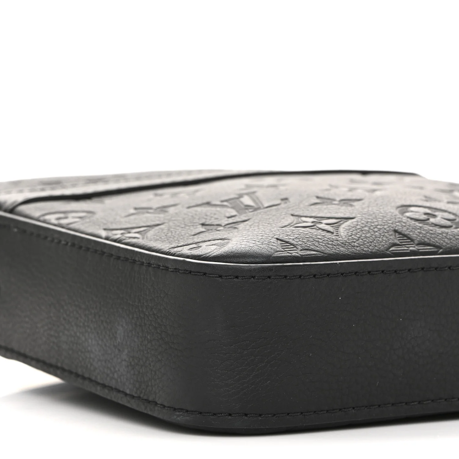 Calfskin Monogram Shadow Trio Messenger Black - Image 8