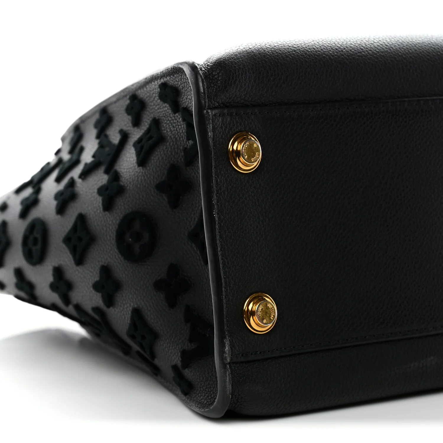 Calfskin Monogram Tufting On My Side Black - Image 8