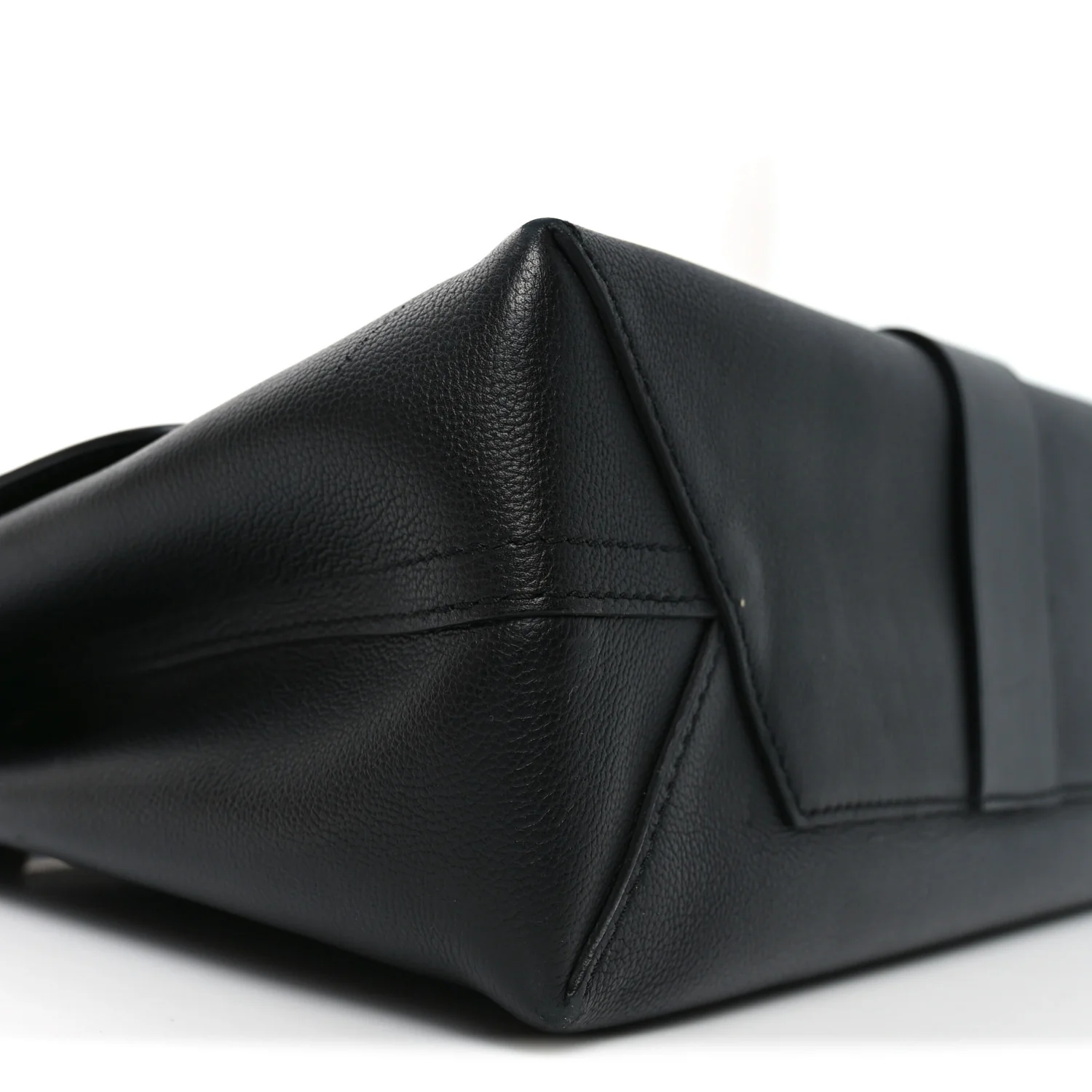 Calfskin Monogram Very One Handle Black - Image 8