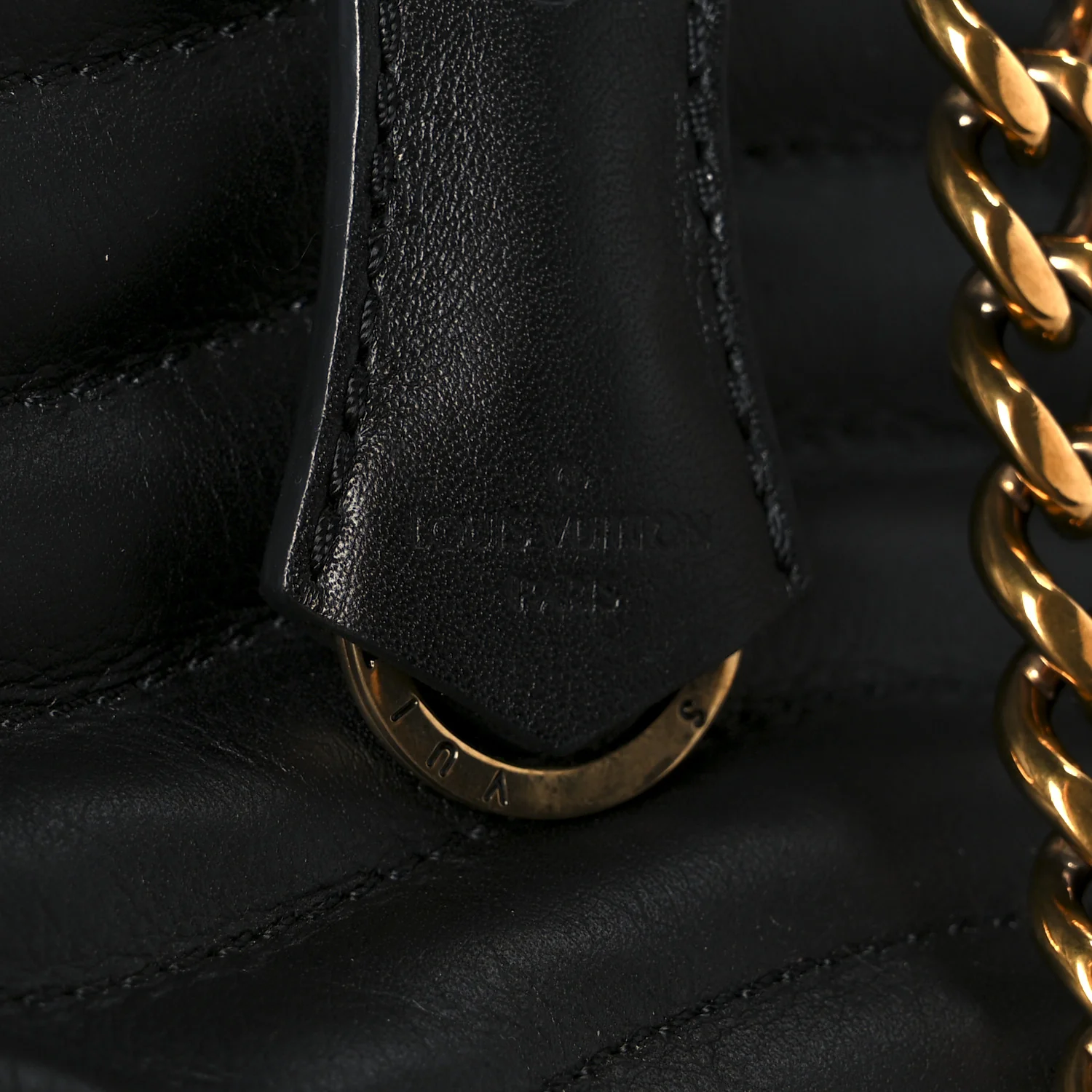 Calfskin New Wave Chain Tote Black - Image 7