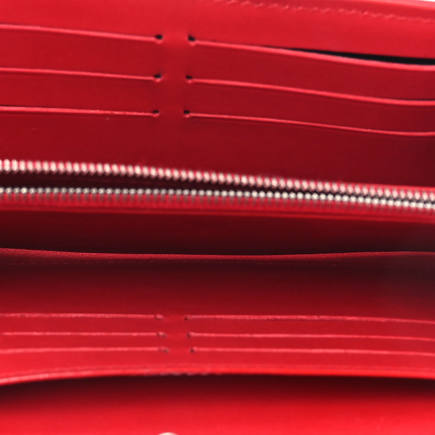 Calfskin New Wave Long Wallet Rouge - Image 5