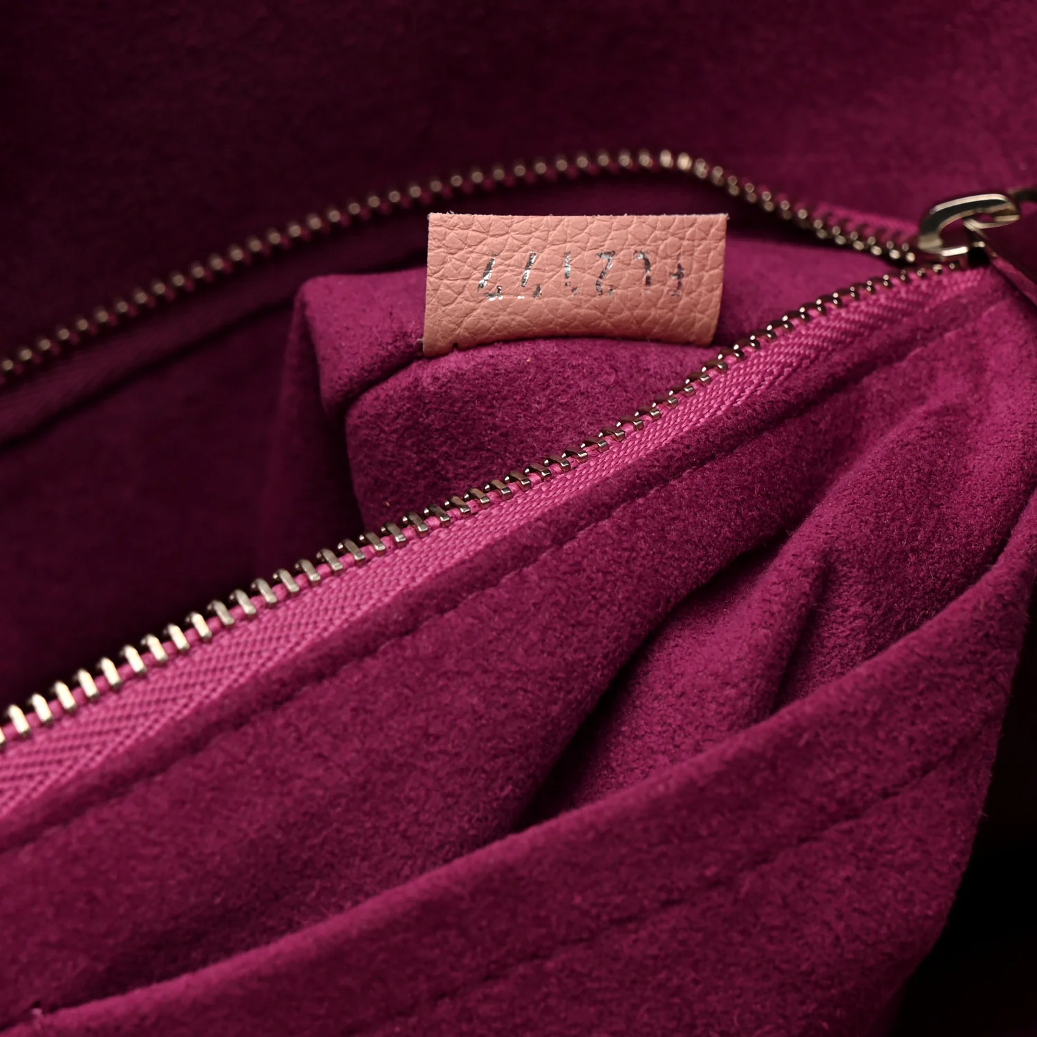 Calfskin Perforated Lockme Cabas Rose Poudre Creme - Image 7