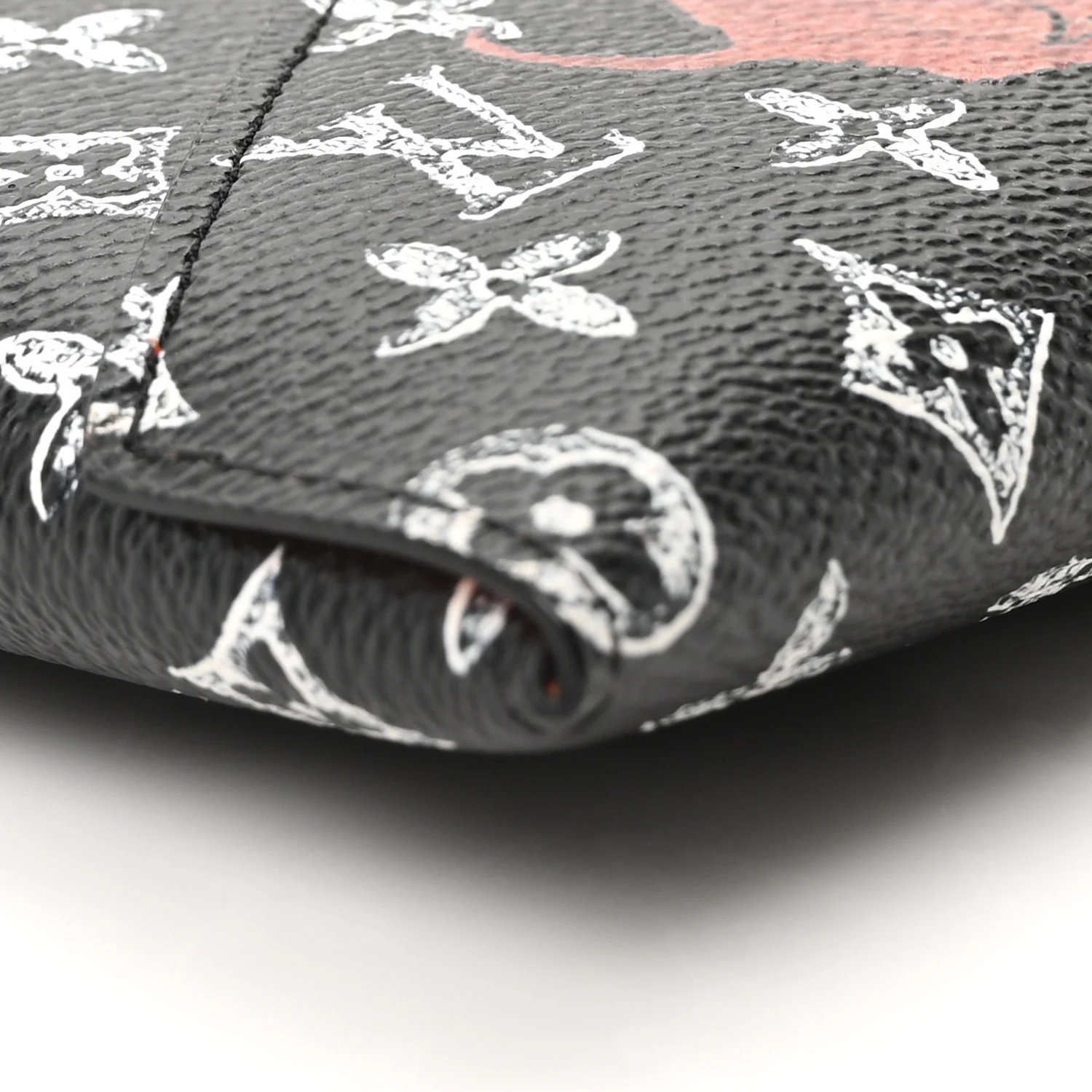 Catogram Kirigami Pochette Set Black - Image 11